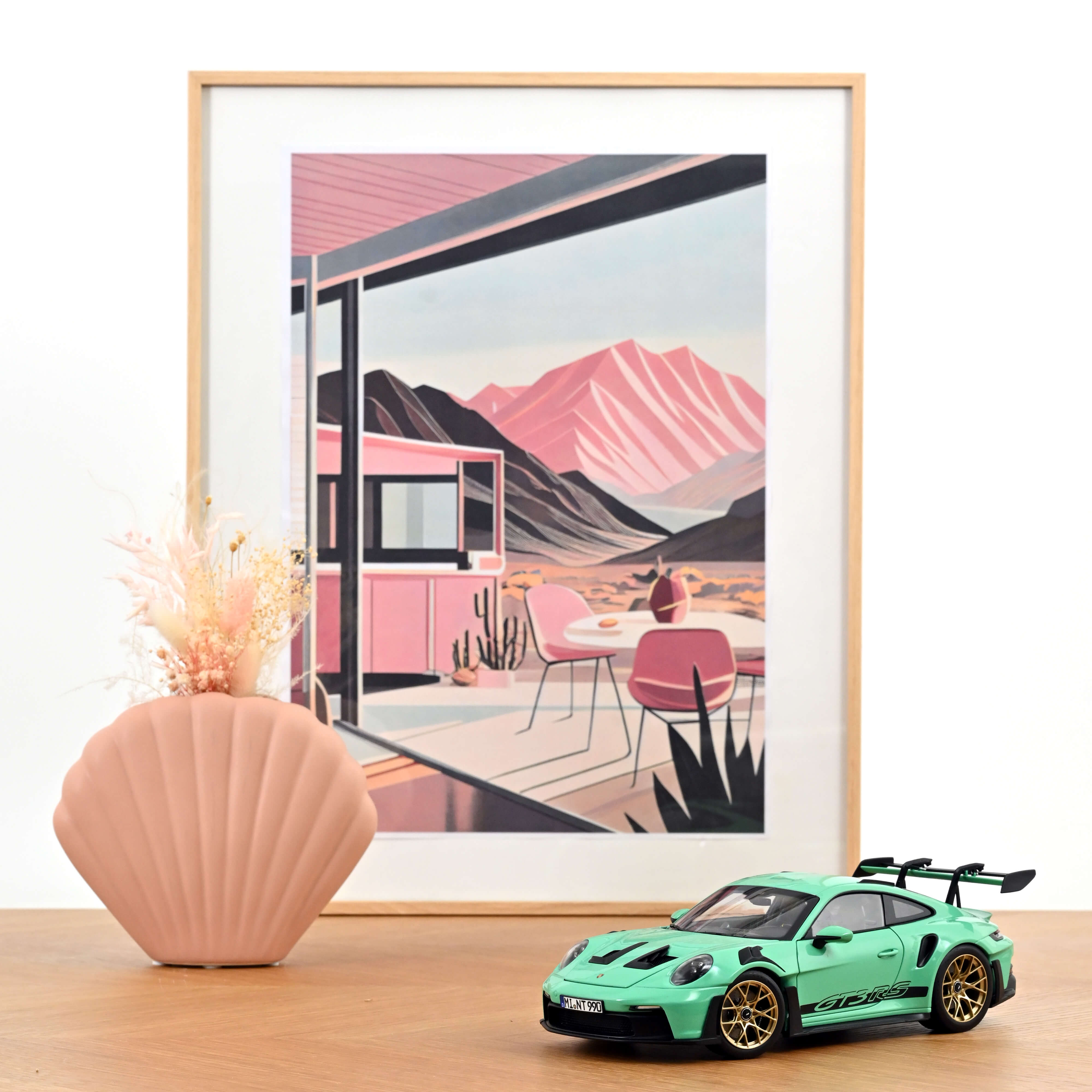 norev-porsche-911-gt3-rs-2022-verde-menta-paint-to-sample-modellino-1-18 image 1