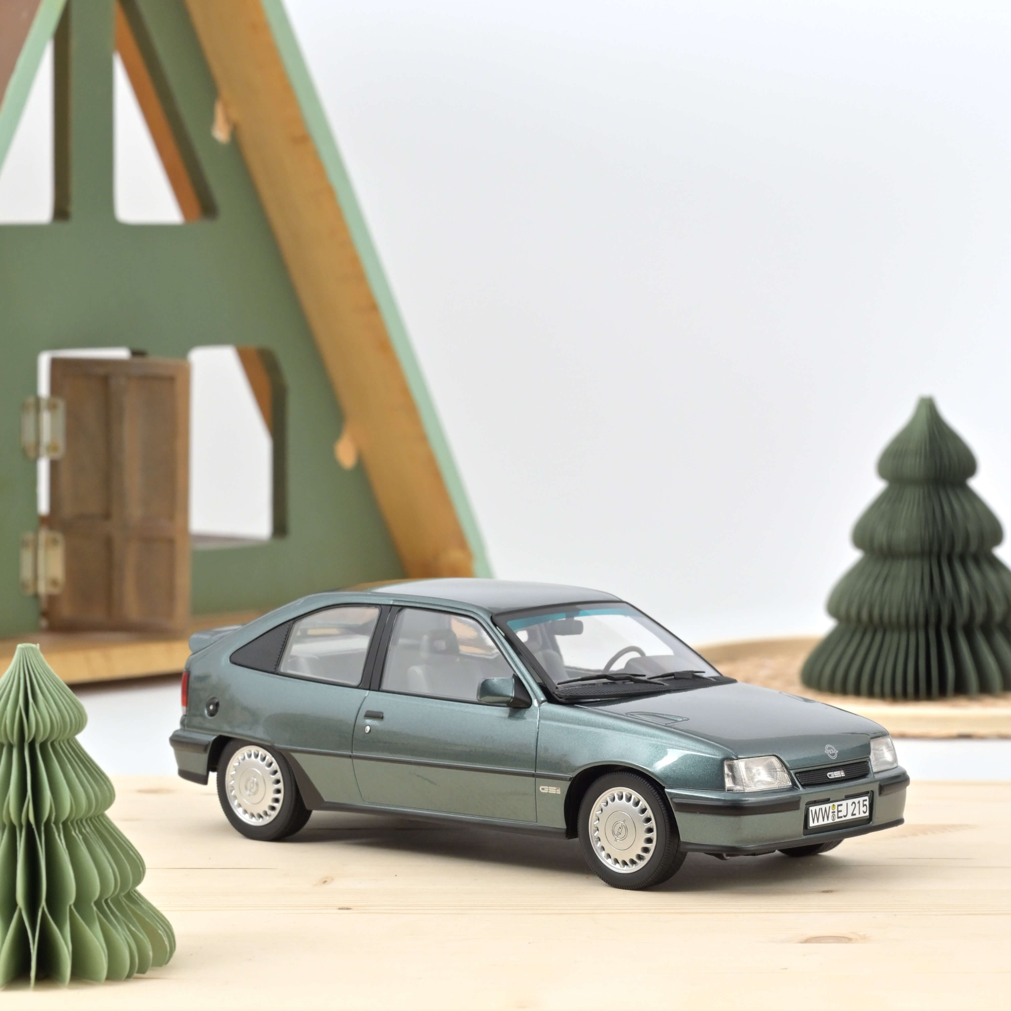 norev-opel-kadett-gsi-1987-blu-metallizzato-1-18-modellino-die-cast image 1