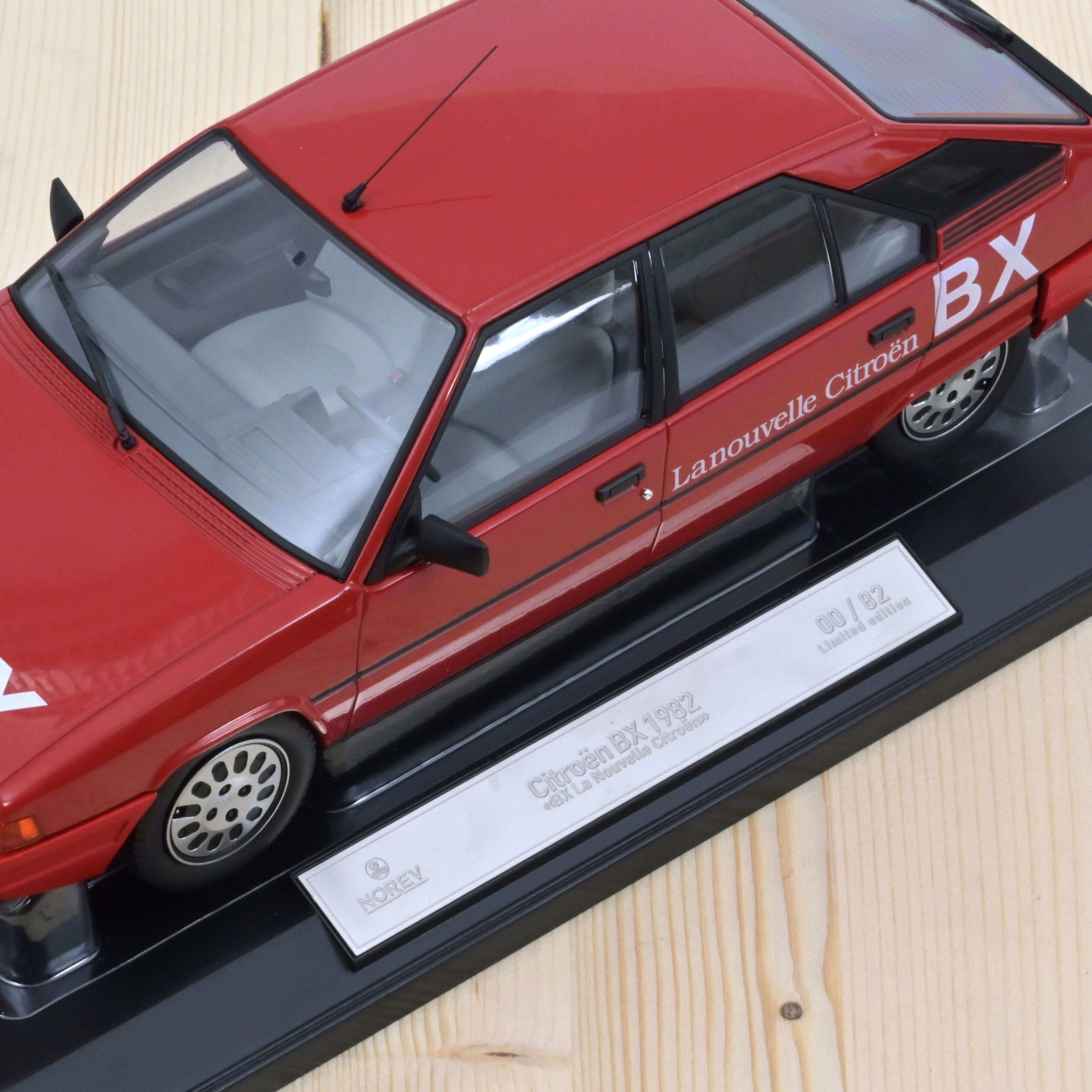 norev-citro-n-bx-1982-la-nouvelle-citro-n-modellino-auto-1-18-esclusiva-web-82-p image 6
