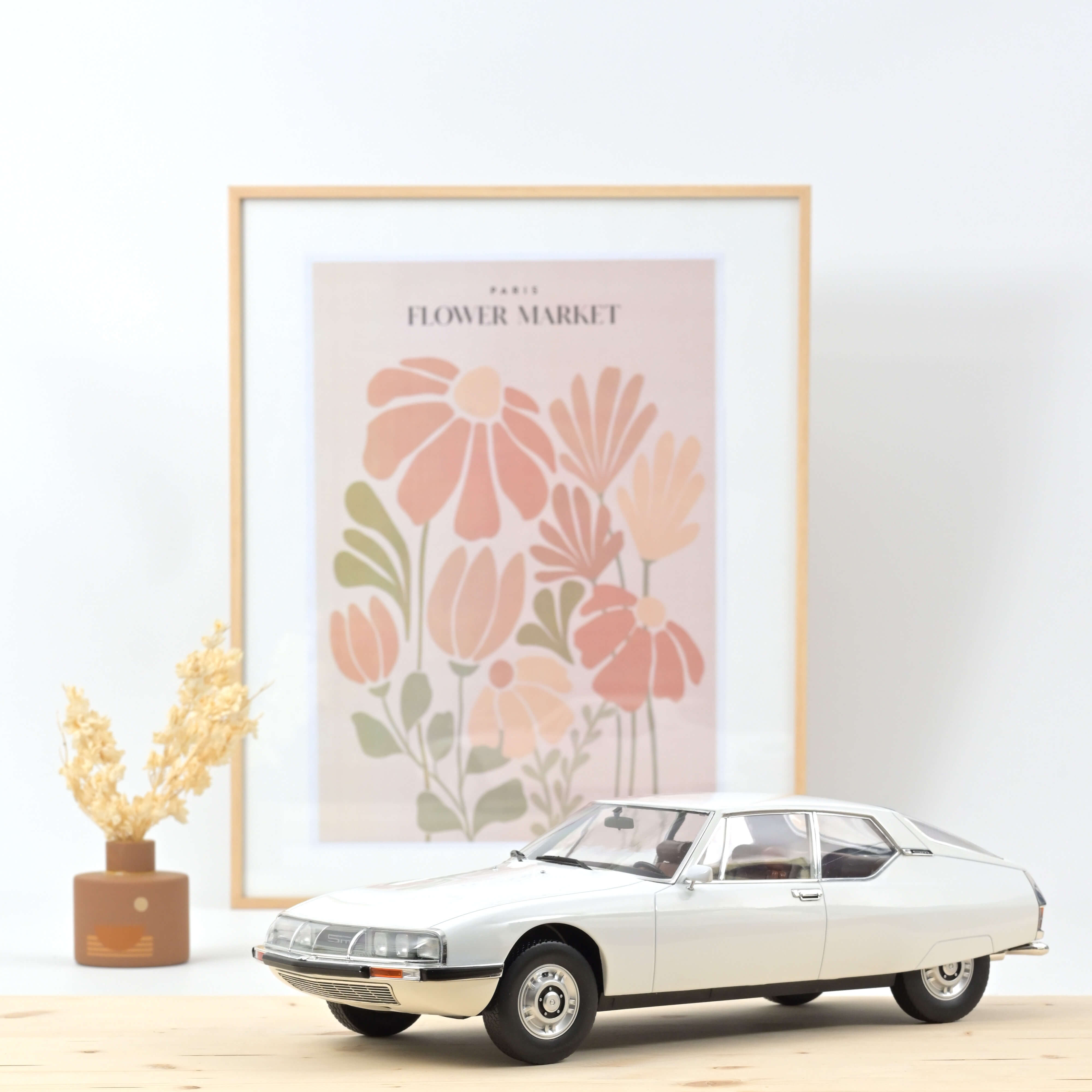 norev-citro-n-sm-1970-modellino-auto-1-12-bianco-versione-salone-di-ginevra image 1