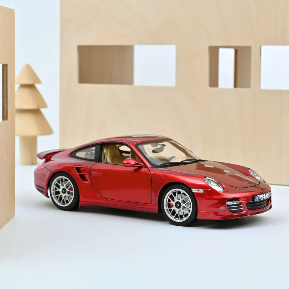 norev-porsche-911-turbo-2010-rosso-metallizzato-1-18-200-pezzi image 1