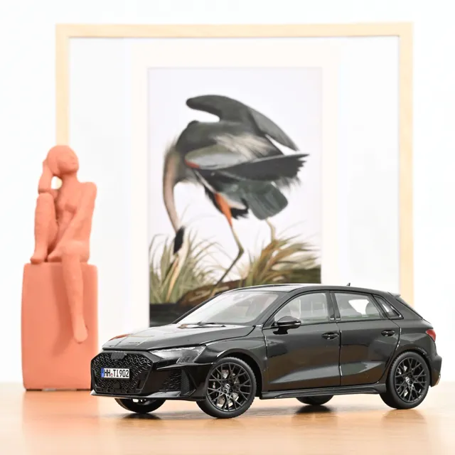 norev-audi-rs-3-sportback-2025-noir-mythe-1-18-modellino-auto-con-pack-black image 1