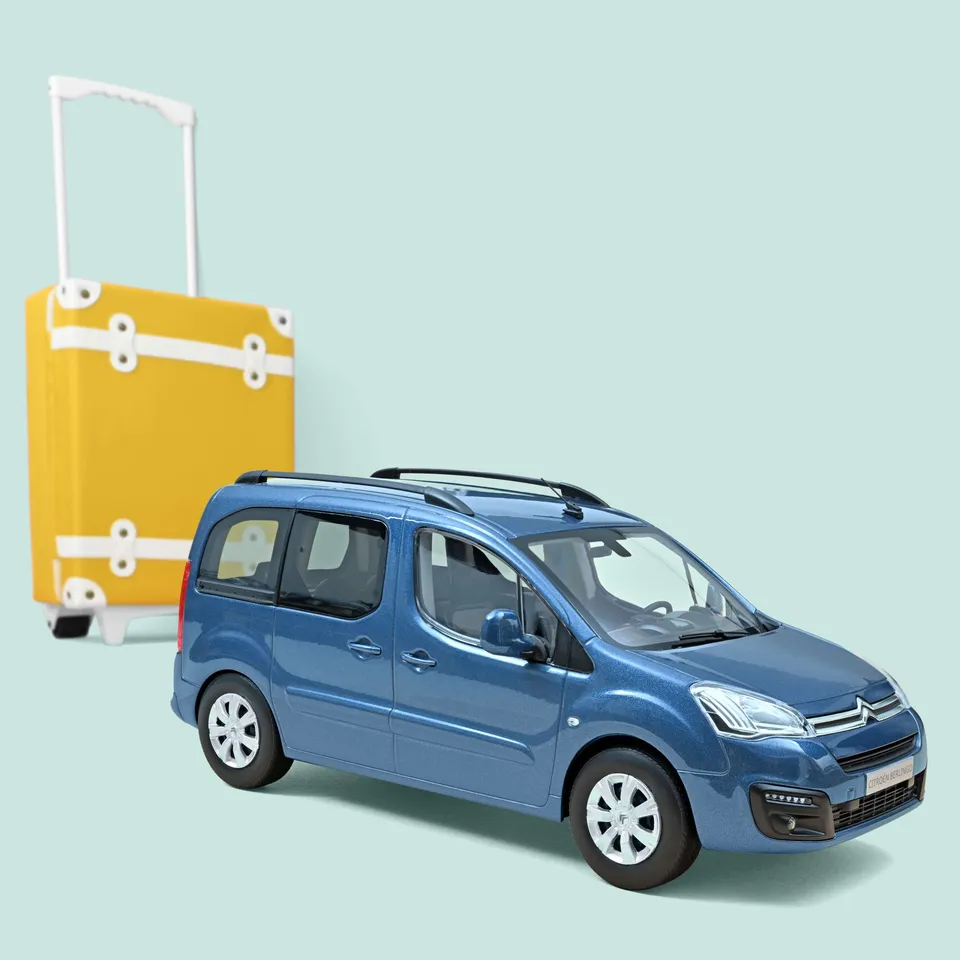 norev-citro-n-berlingo-2016-blu-kyanos-1-18-modellino-auto-die-cast image 1