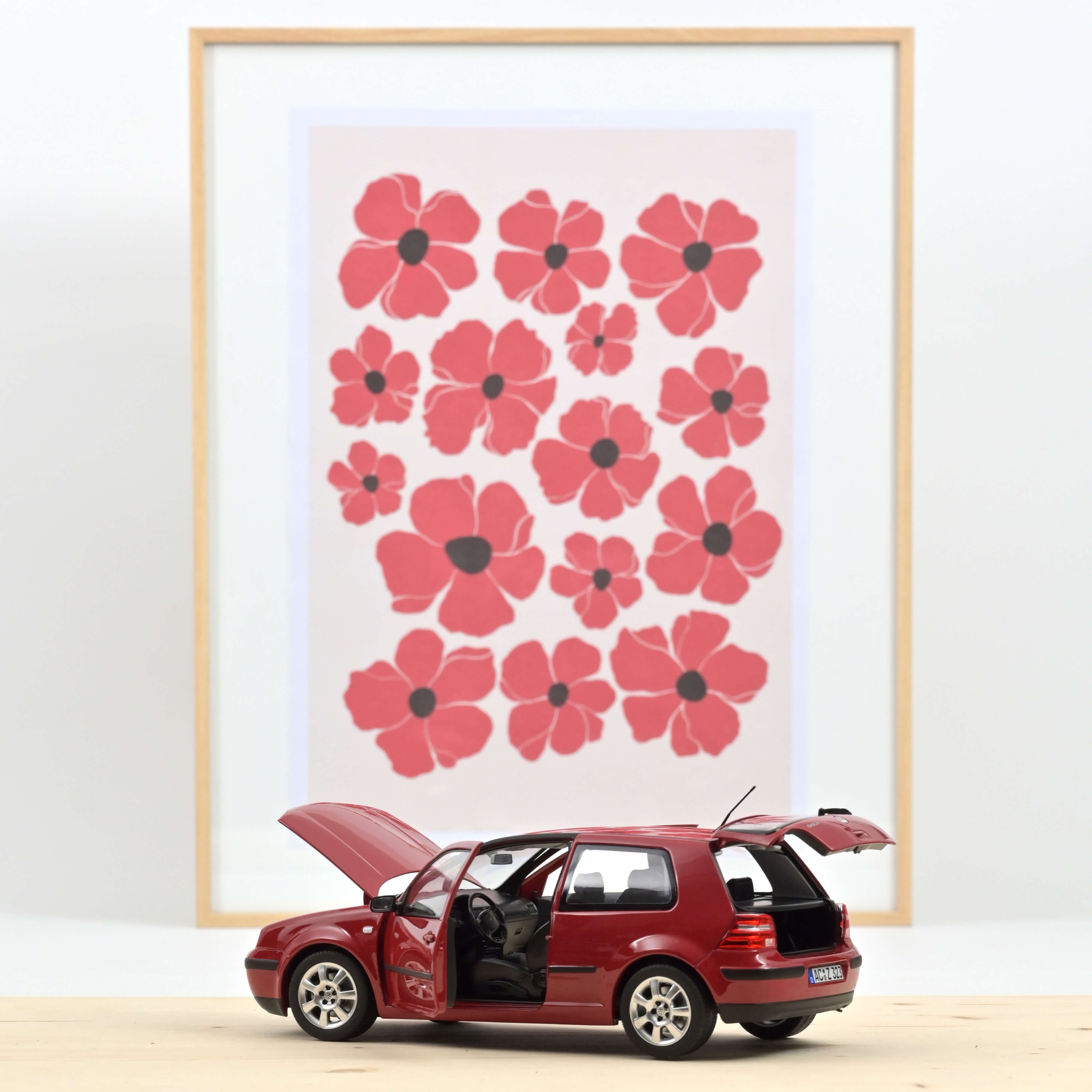 norev-vw-golf-2002-modellino-auto-1-18-rosso image 2