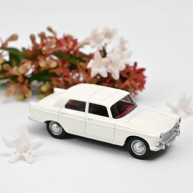 norev-peugeot-404-1961-bianco-courchevel-1-58 image 1