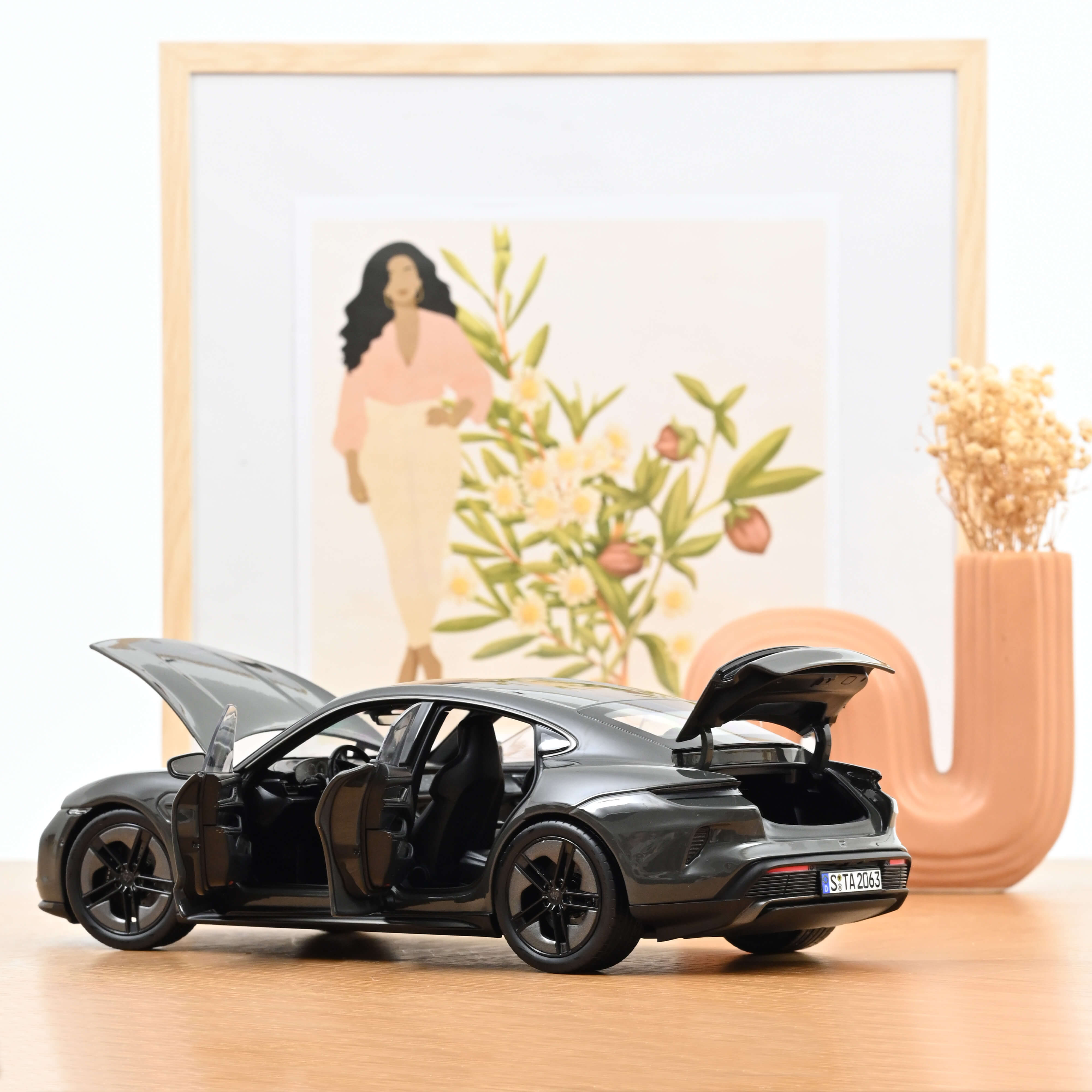 norev-porsche-taycan-turbo-s-2024-gris-ardoise-neo-modellino-auto-1-18 image 2