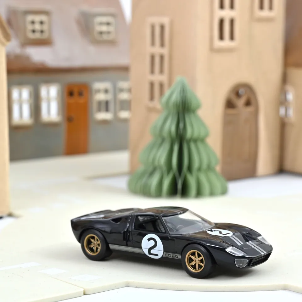norev-ford-gt40-1966-n-2-jet-car-1-43 image 1