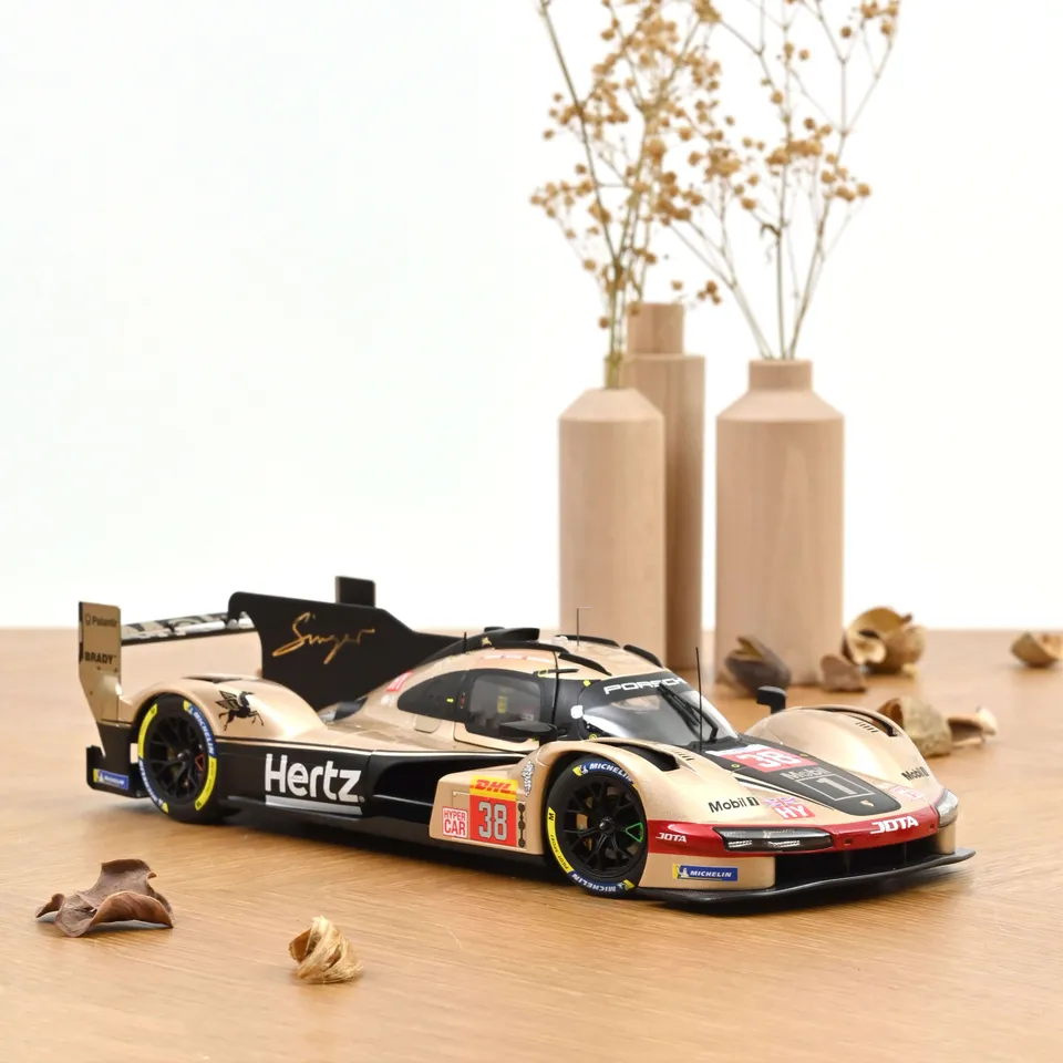 norev-porsche-963-hertz-team-jota-lone-star-lm-2024-modellino-auto-1-18 image 1