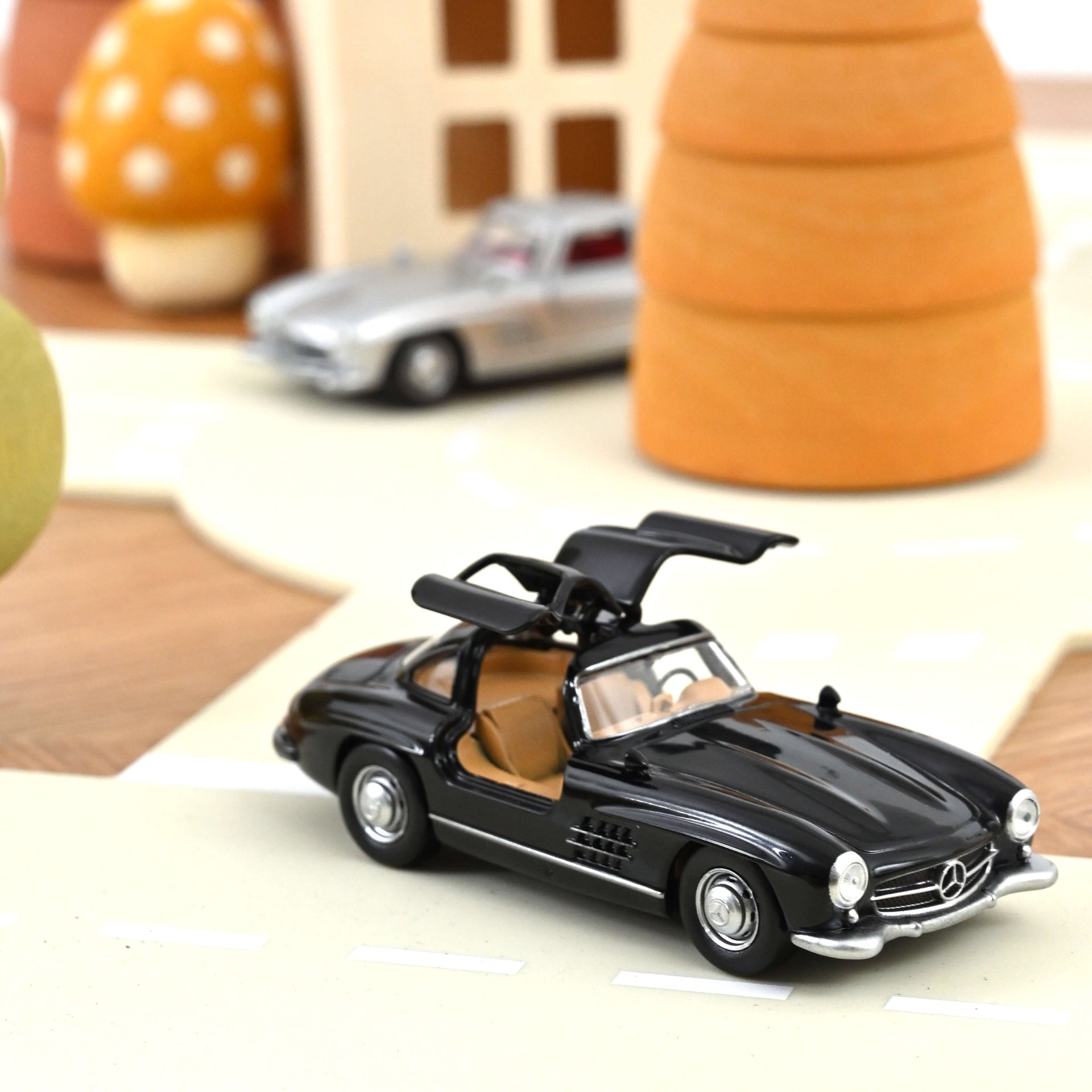 norev-mercedes-benz-300-sl-1954-nera-jet-car-1-43 image 1