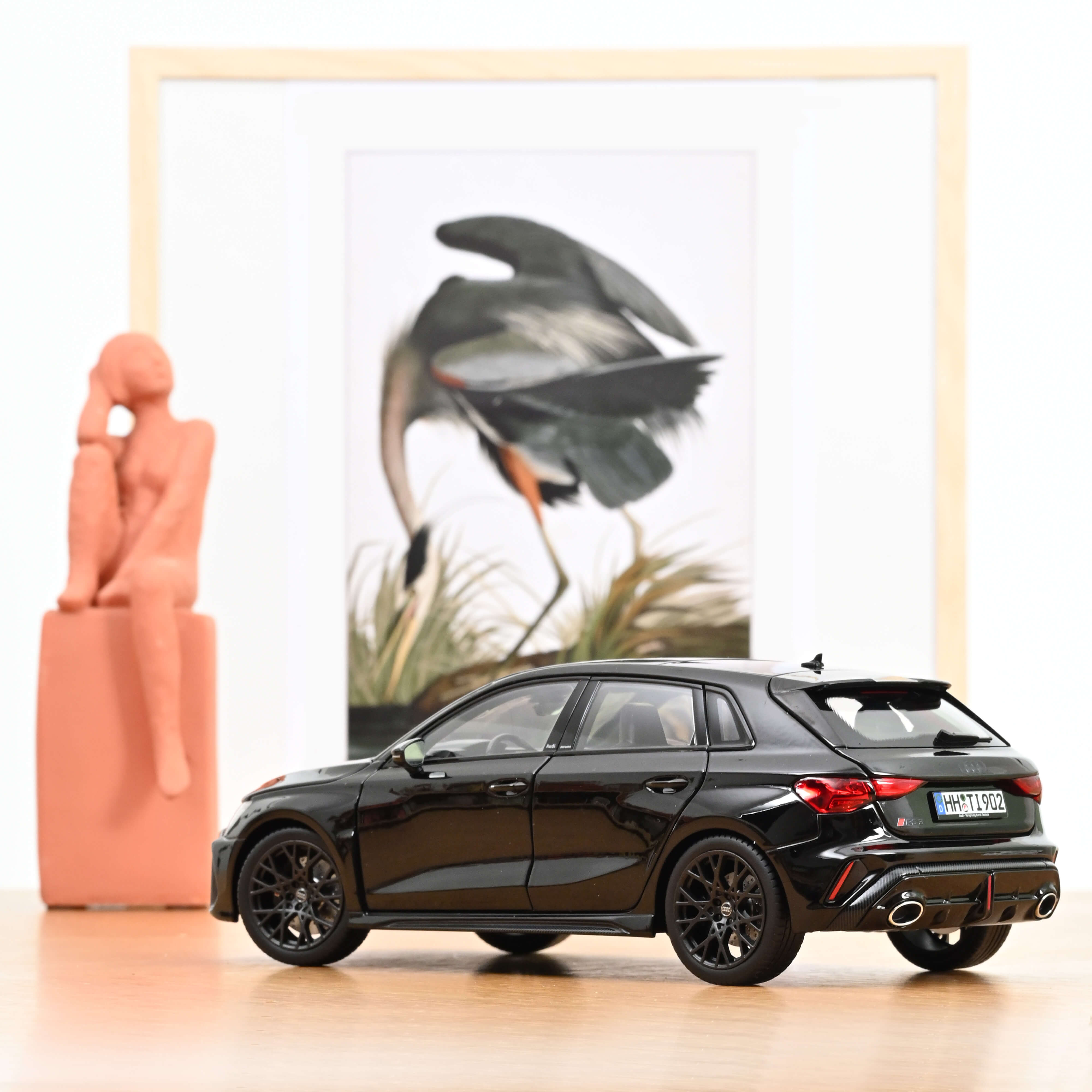 norev-audi-rs-3-sportback-2025-noir-mythe-1-18-modellino-auto-con-pack-black image 3