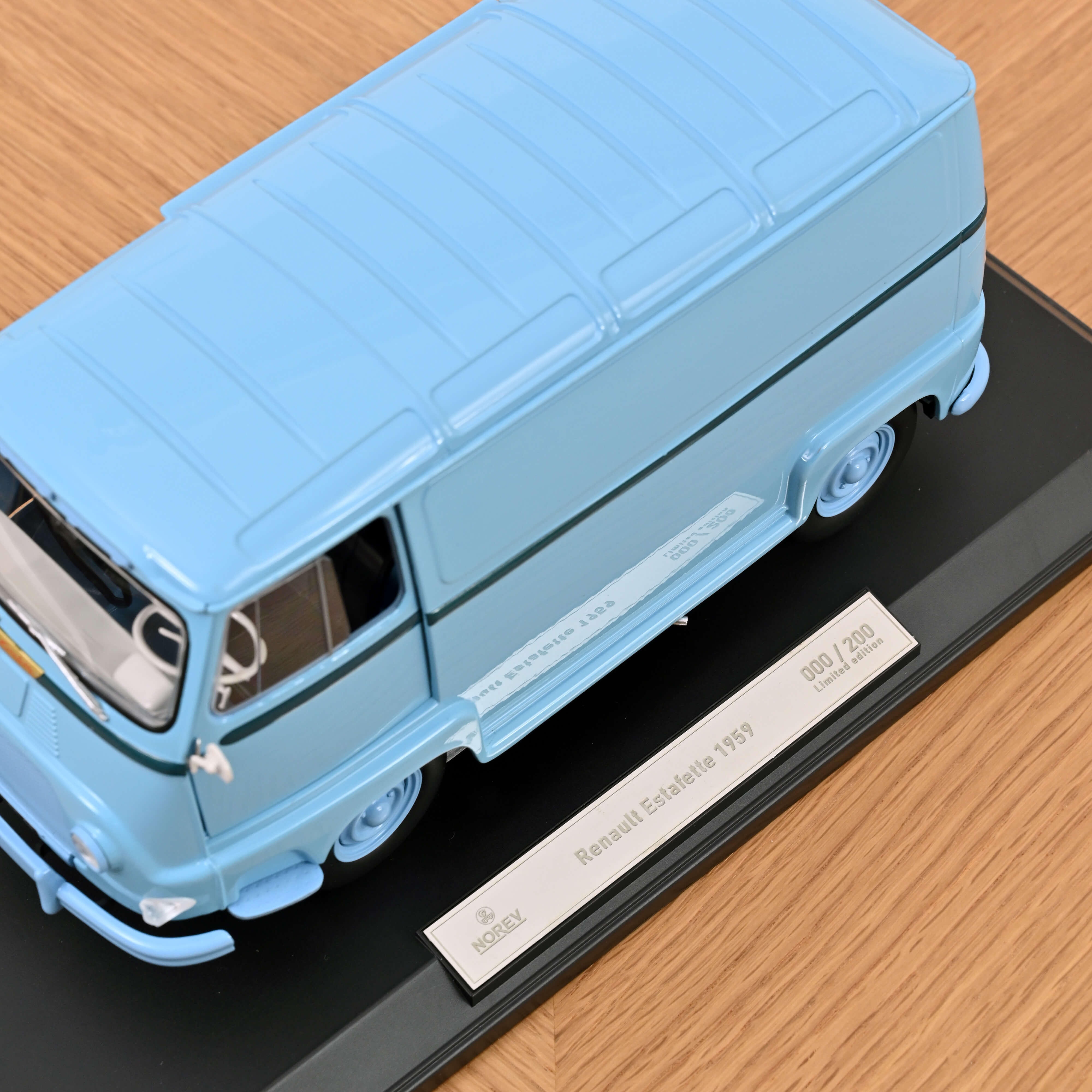 norev-renault-estafette-1959-bleu-clair-1-18-200pcs image 4
