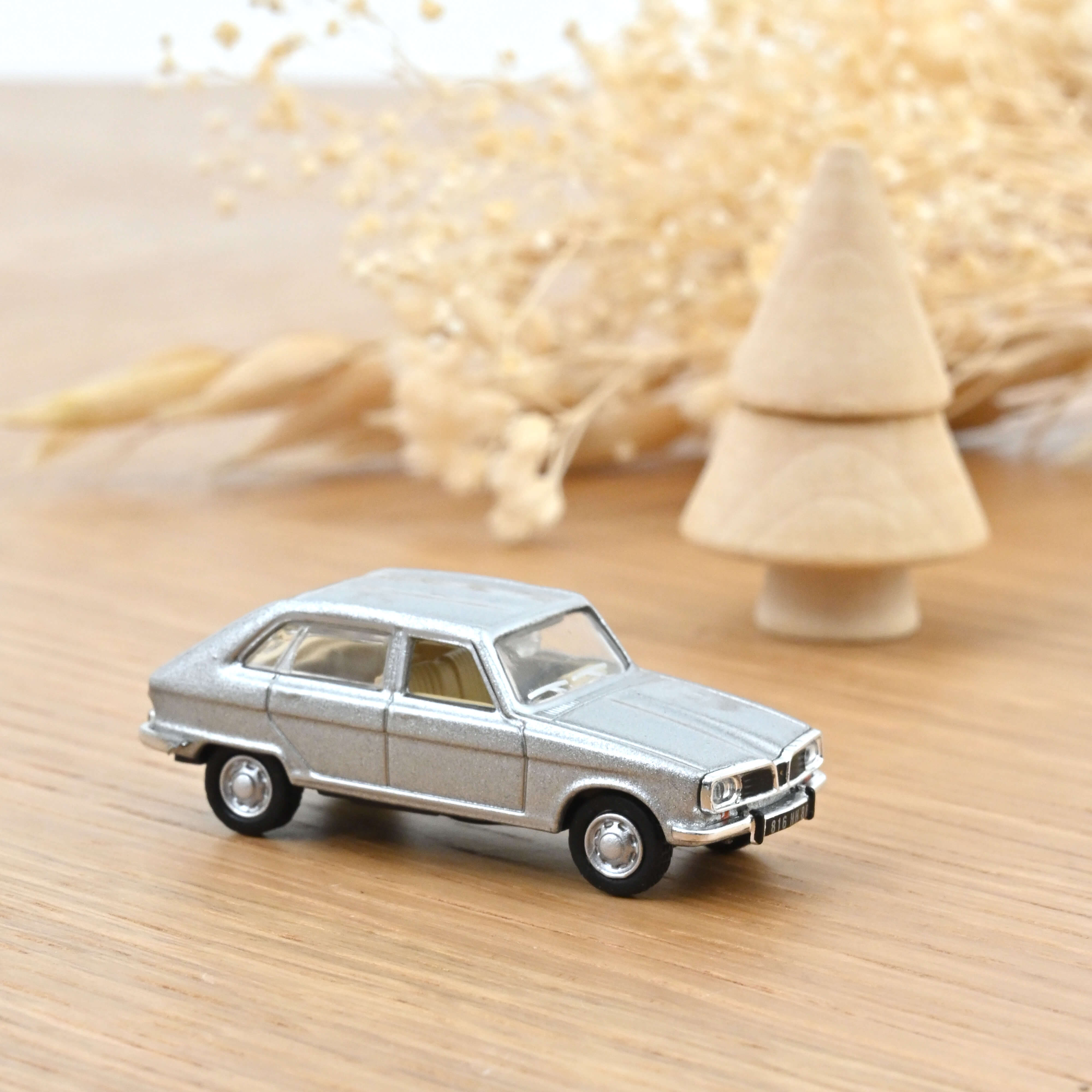 norev-renault-16-1966-modellino-auto-1-87-grigio-metallizzato image 1