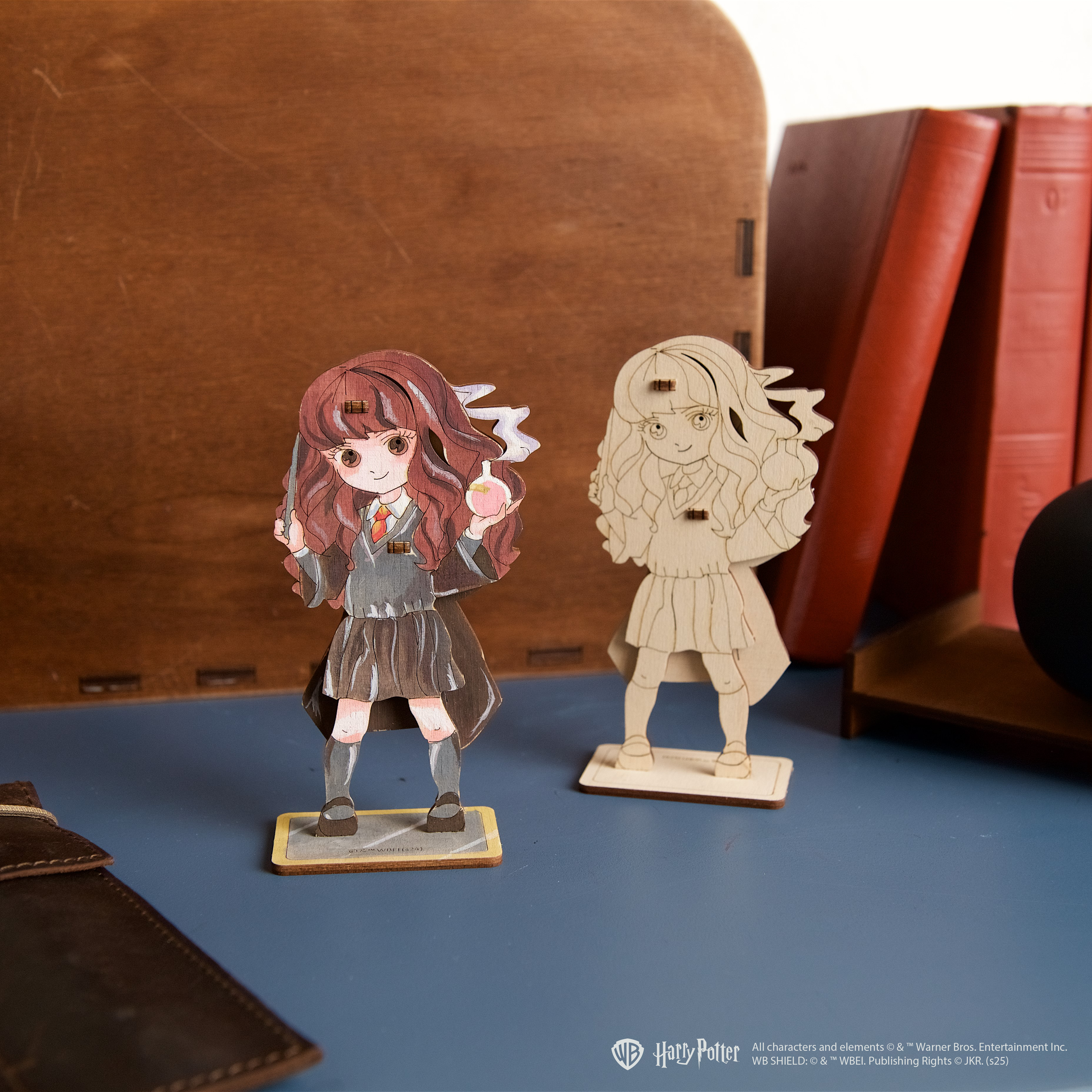 ugears-hermione-granger-modello-3d-in-legno-da-colorare image 5