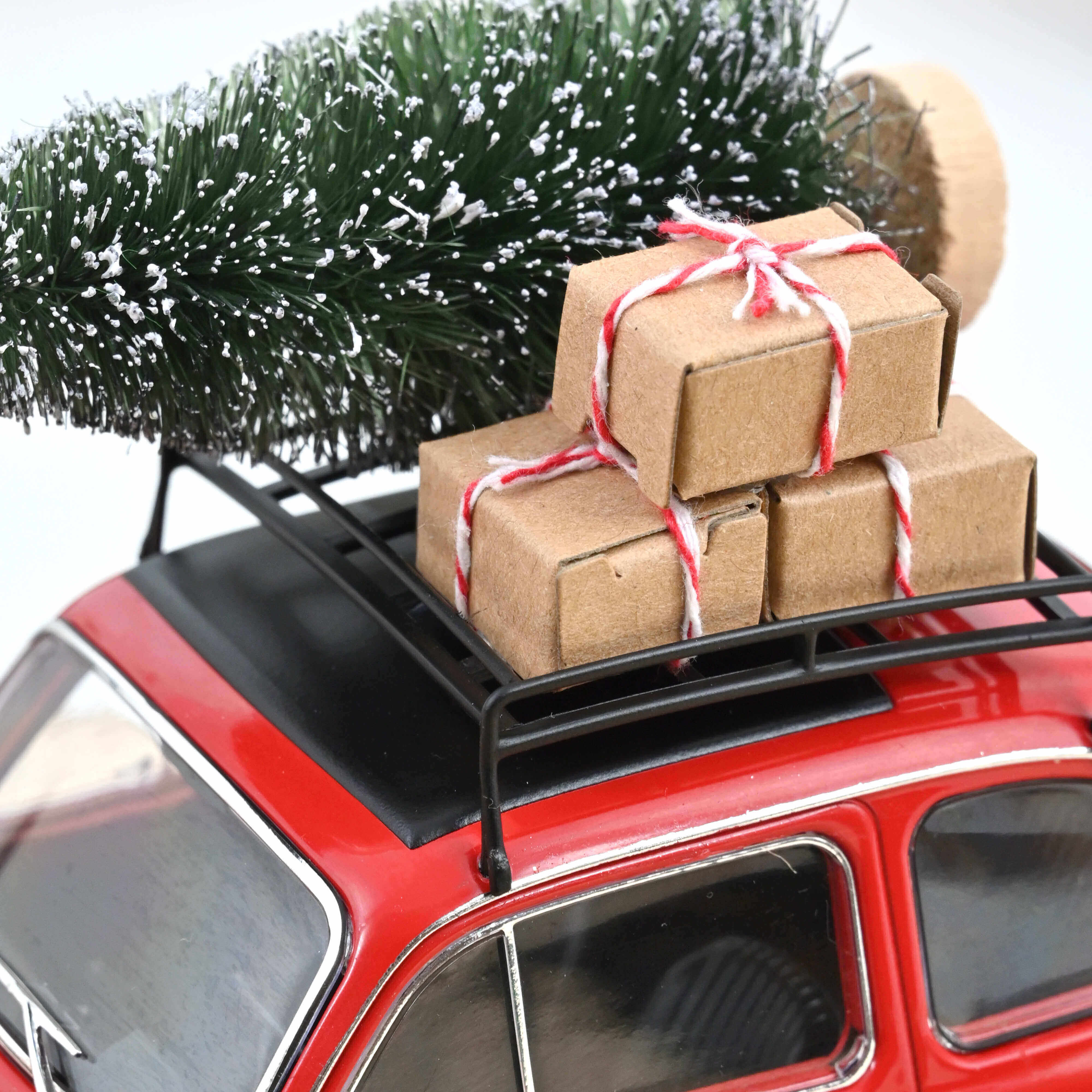 norev-fiat-500-l-1968-rouge-no-l-con-albero-1-18-modello-auto-natalizio image 4