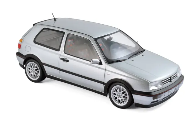 norev-vw-golf-gti-20-anniversario-1996-modellino-auto-1-18-argento image 1
