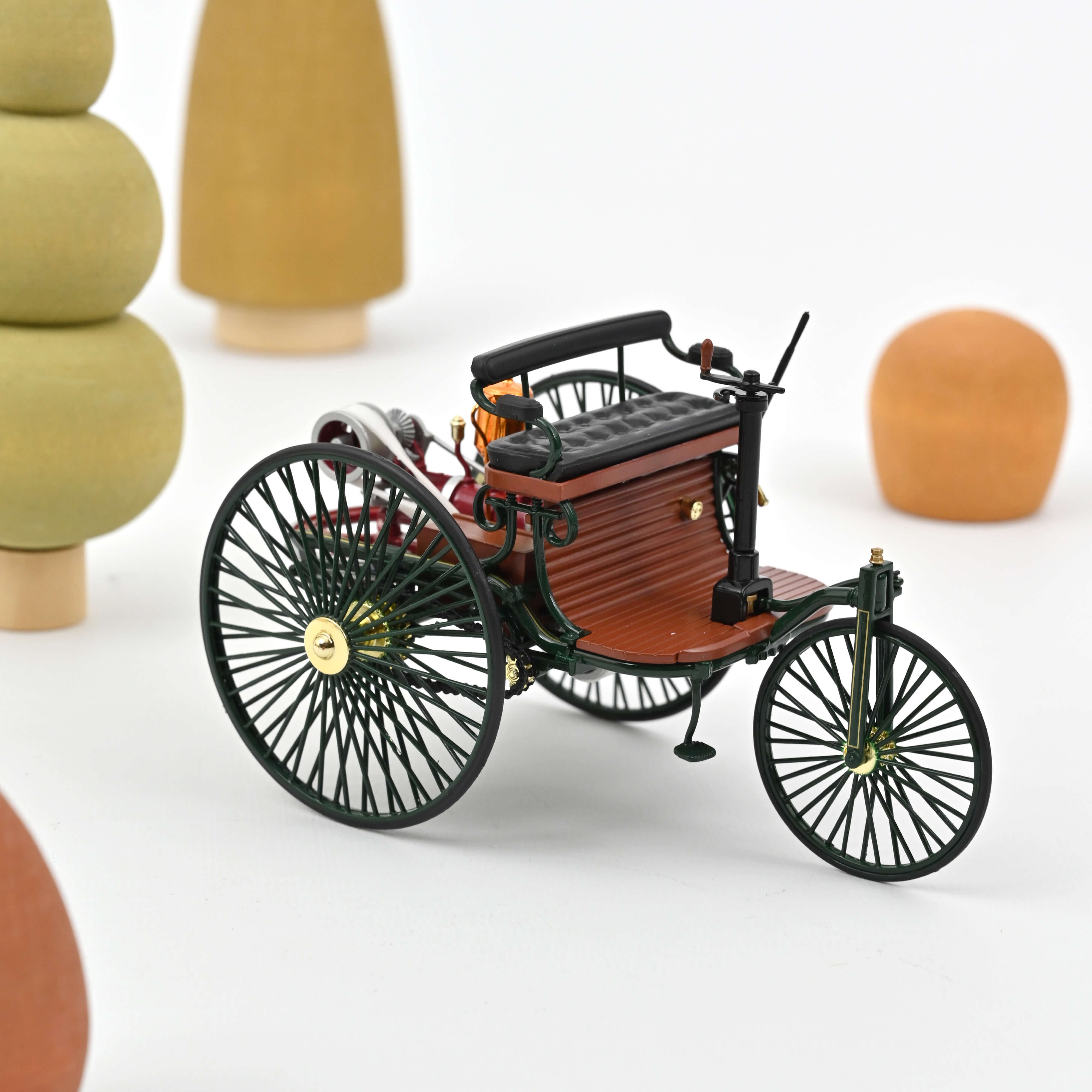 norev-benz-patent-motorwagen-1886-modellino-auto-1-18-verde-2 image 1