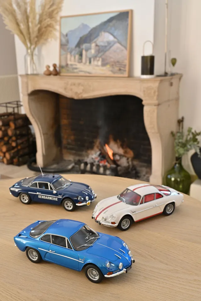 norev-alpine-a110-1600s-1971-blu-1-18-modellino-auto-die-cast-da-collezione image 1