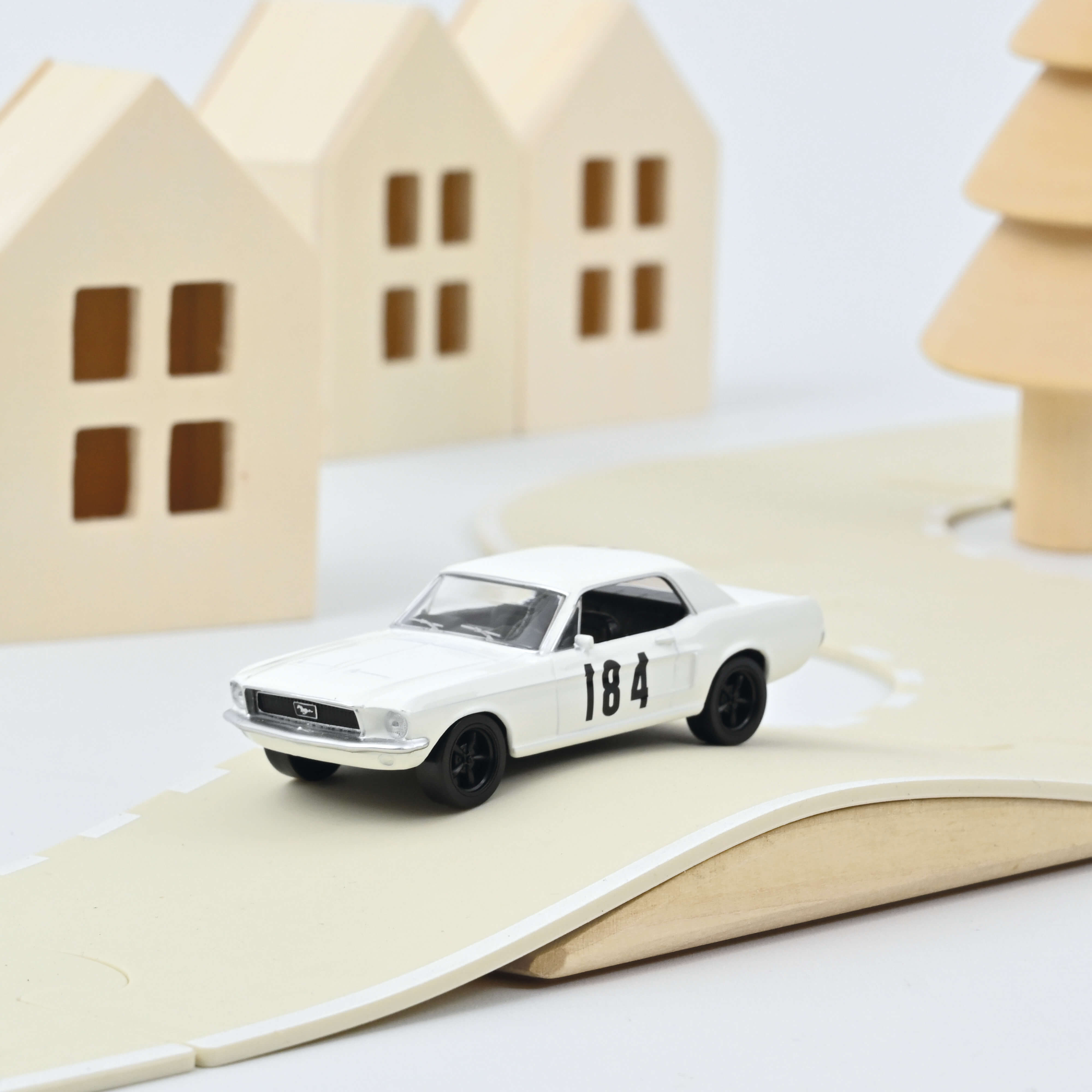 norev-ford-mustang-coup-1968-n-184-jet-car-1-43-blanche-bianca image 1