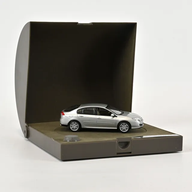 norev-renault-laguna-x91-berline-grigia-modellino-1-43 image 1