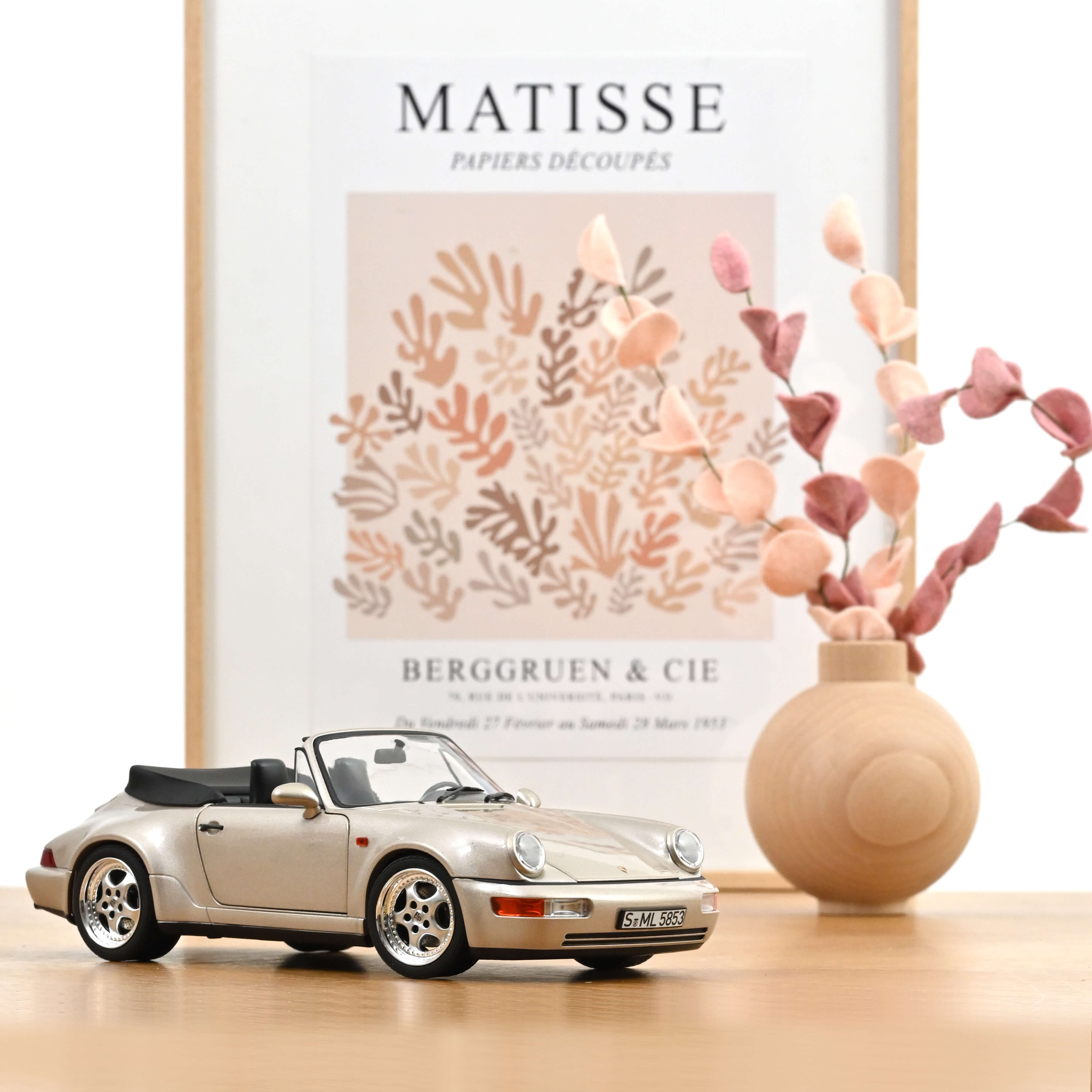 norev-porsche-911-turbo-look-cabriolet-1992-1-18-argent-zermatt-m-tallis image 1