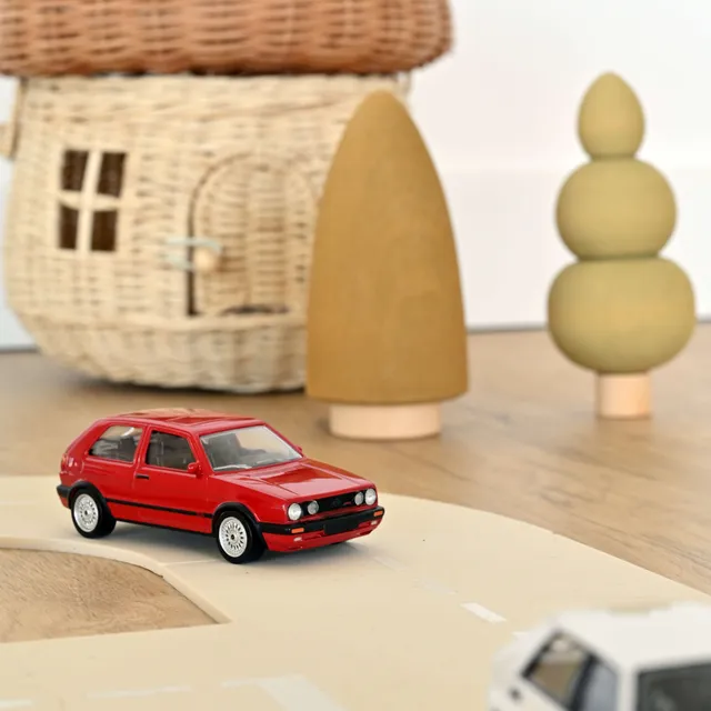 norev-vw-golf-gti-g60-1990-modellino-auto-1-43-rosso-tornado image 1