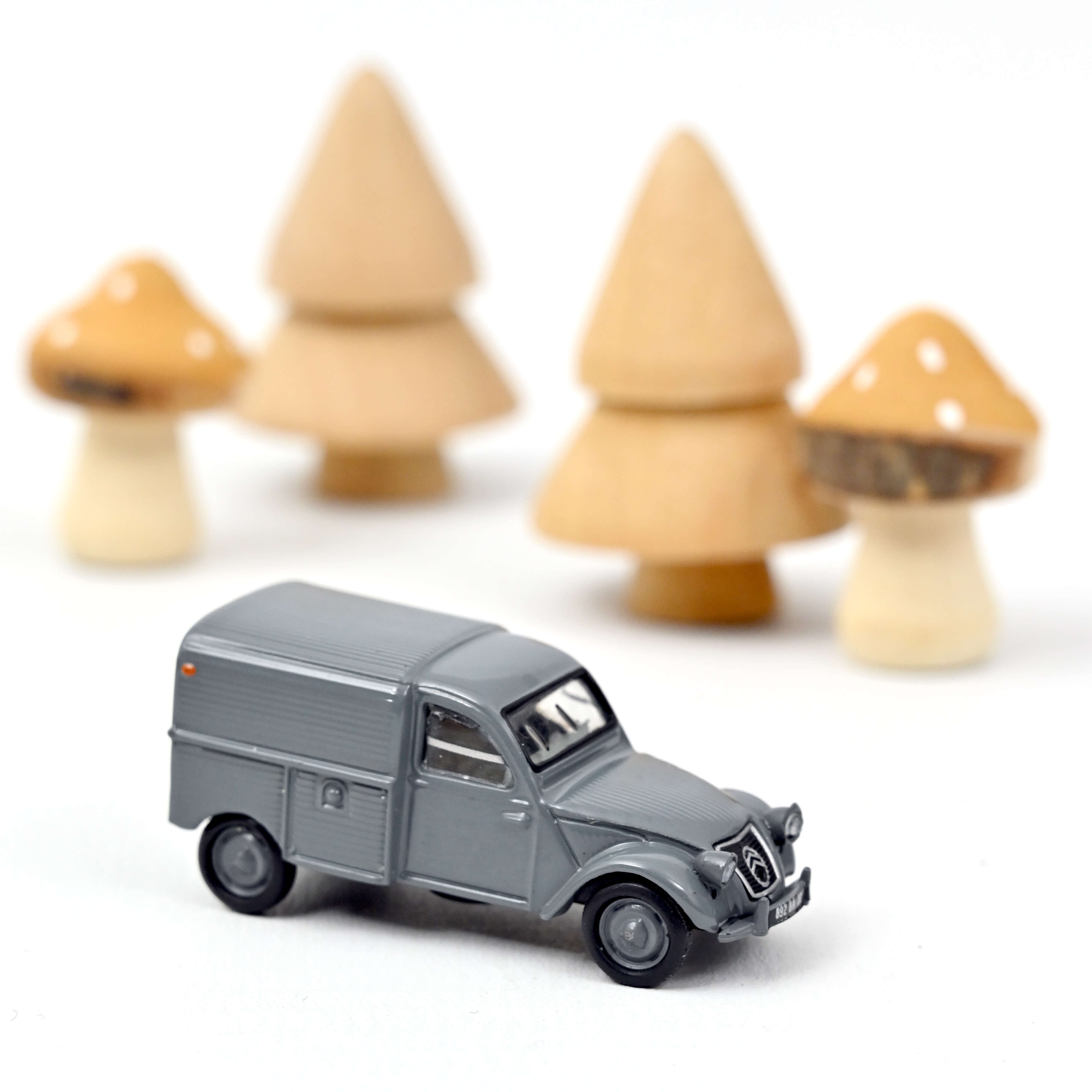 norev-citro-n-2cv-au-1953-modellino-auto-1-87-grigio-scuro image 1