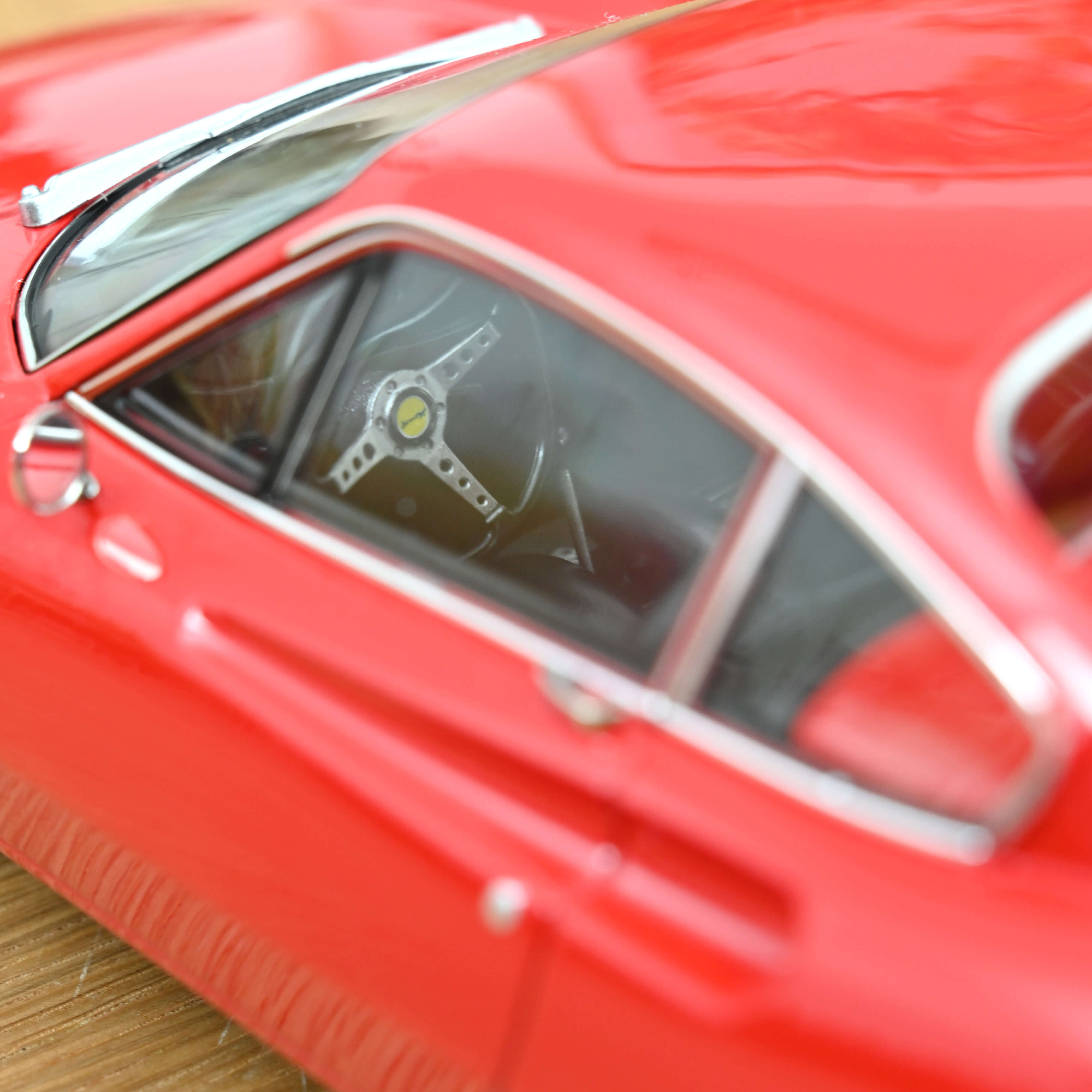 norev-dino-246-gt-1968-rosso-chiaro-1-18 image 3