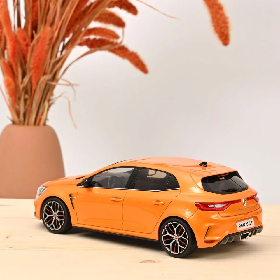 norev-renault-megane-rs-trophy-2019-modellino-1-18-orange-tonic-200-pz image 1