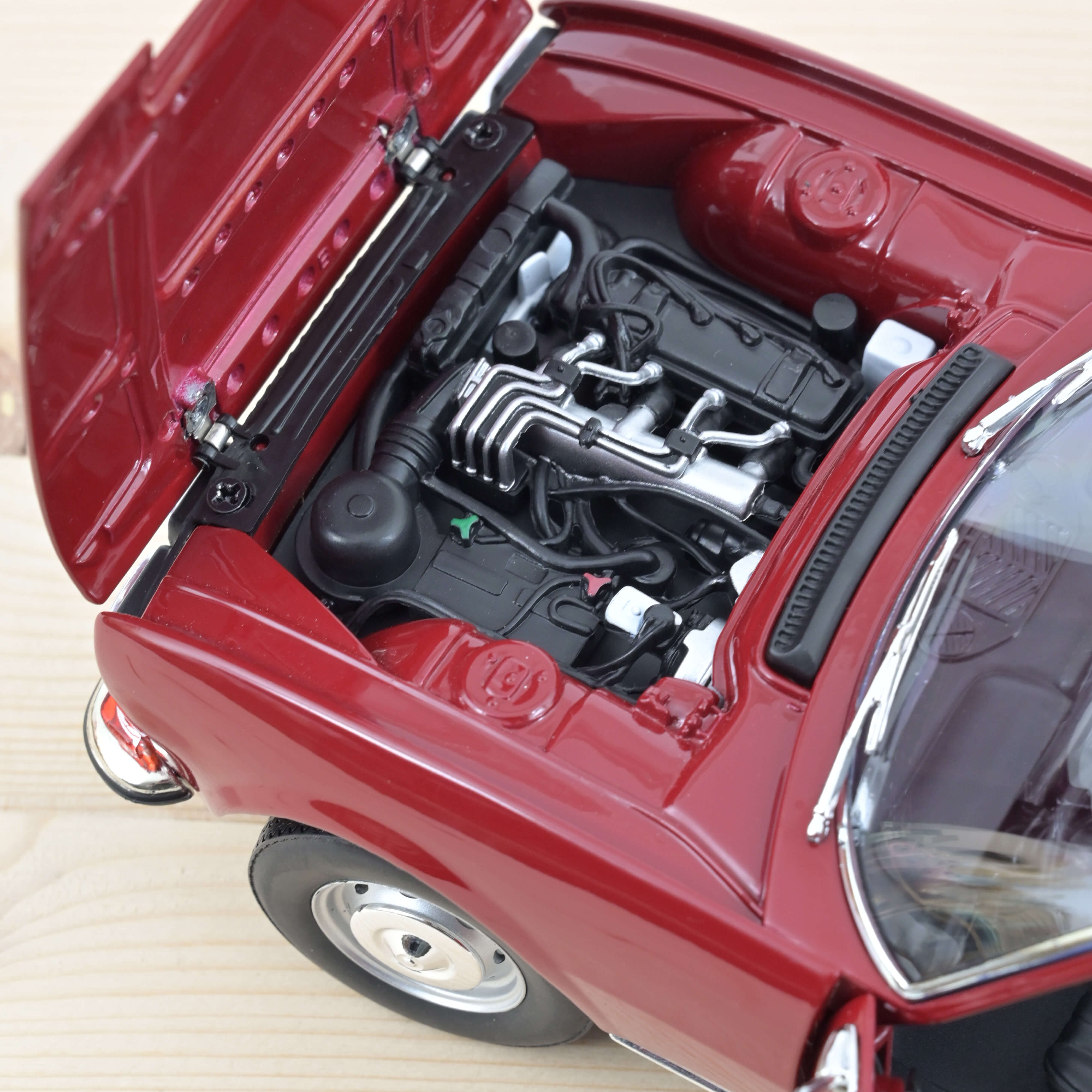 norev-peugeot-504-cabriolet-1969-rosso-andalou-1-18 image 4