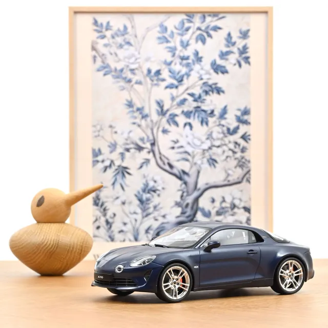 norev-alpine-a110-s-2025-modellino-auto-1-18-bleu-temp-te-mat image 1