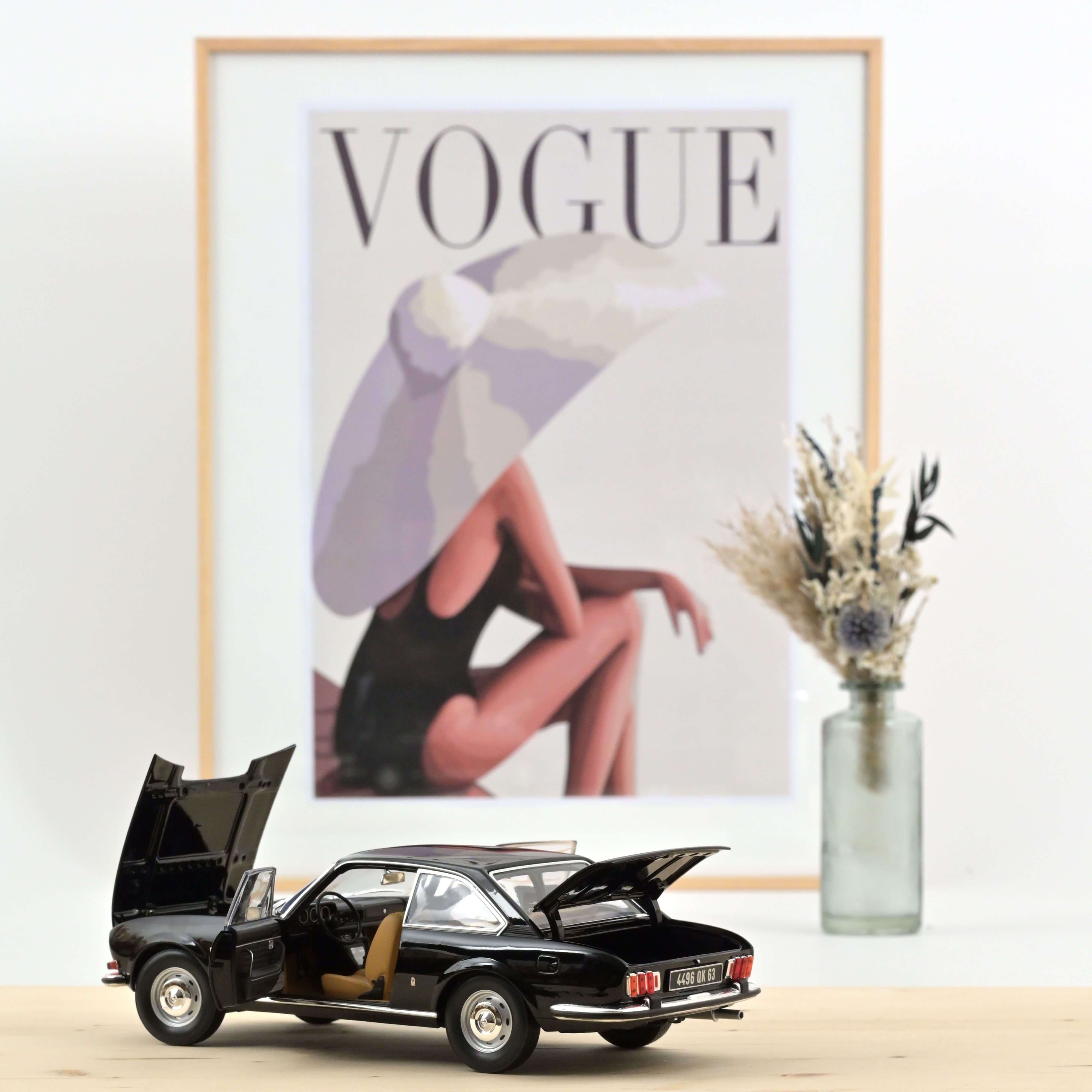 norev-peugeot-504-coup-1972-nera-1-18 image 2