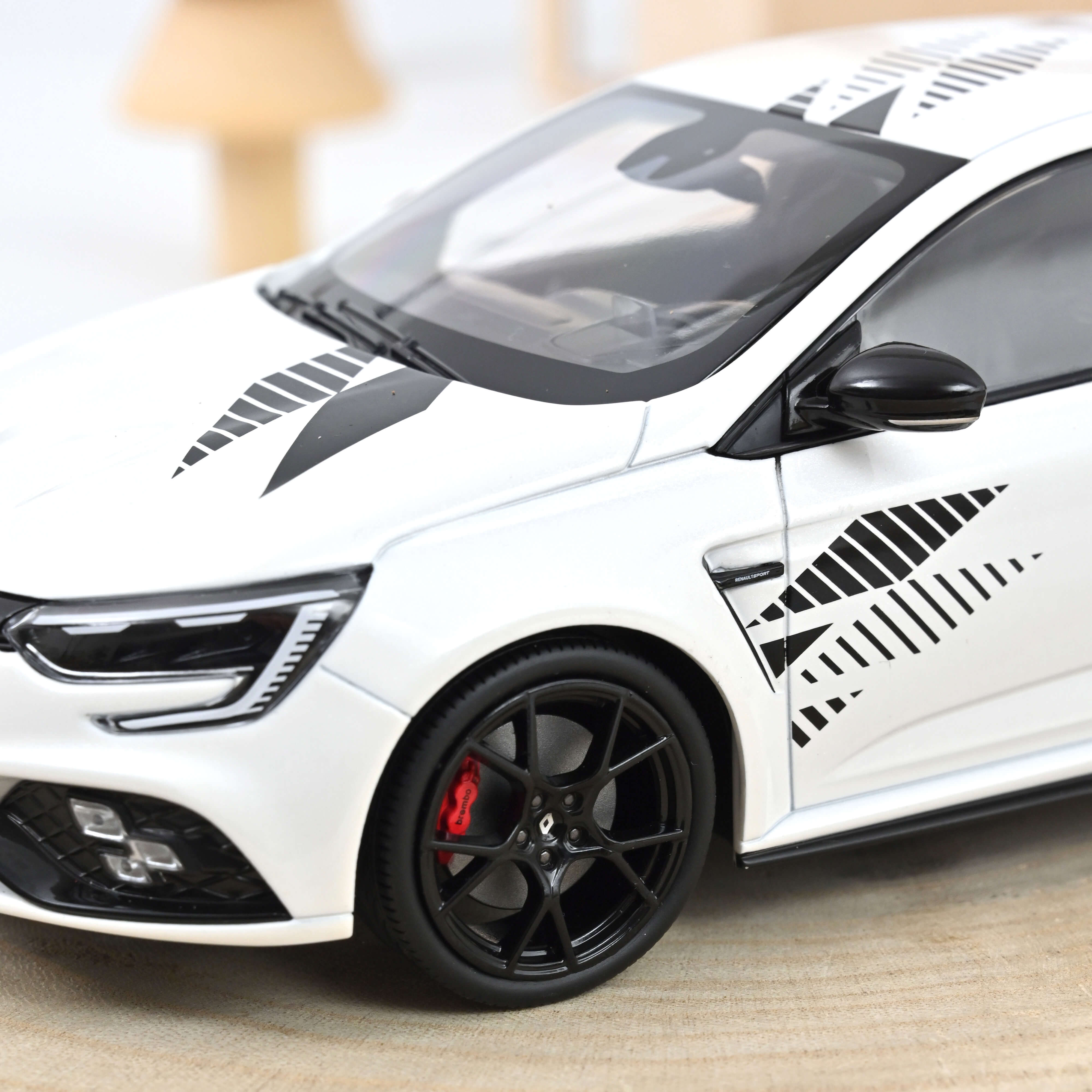 norev-renault-m-gane-r-s-ultime-2023-modellino-1-18-bianco-nacr image 3