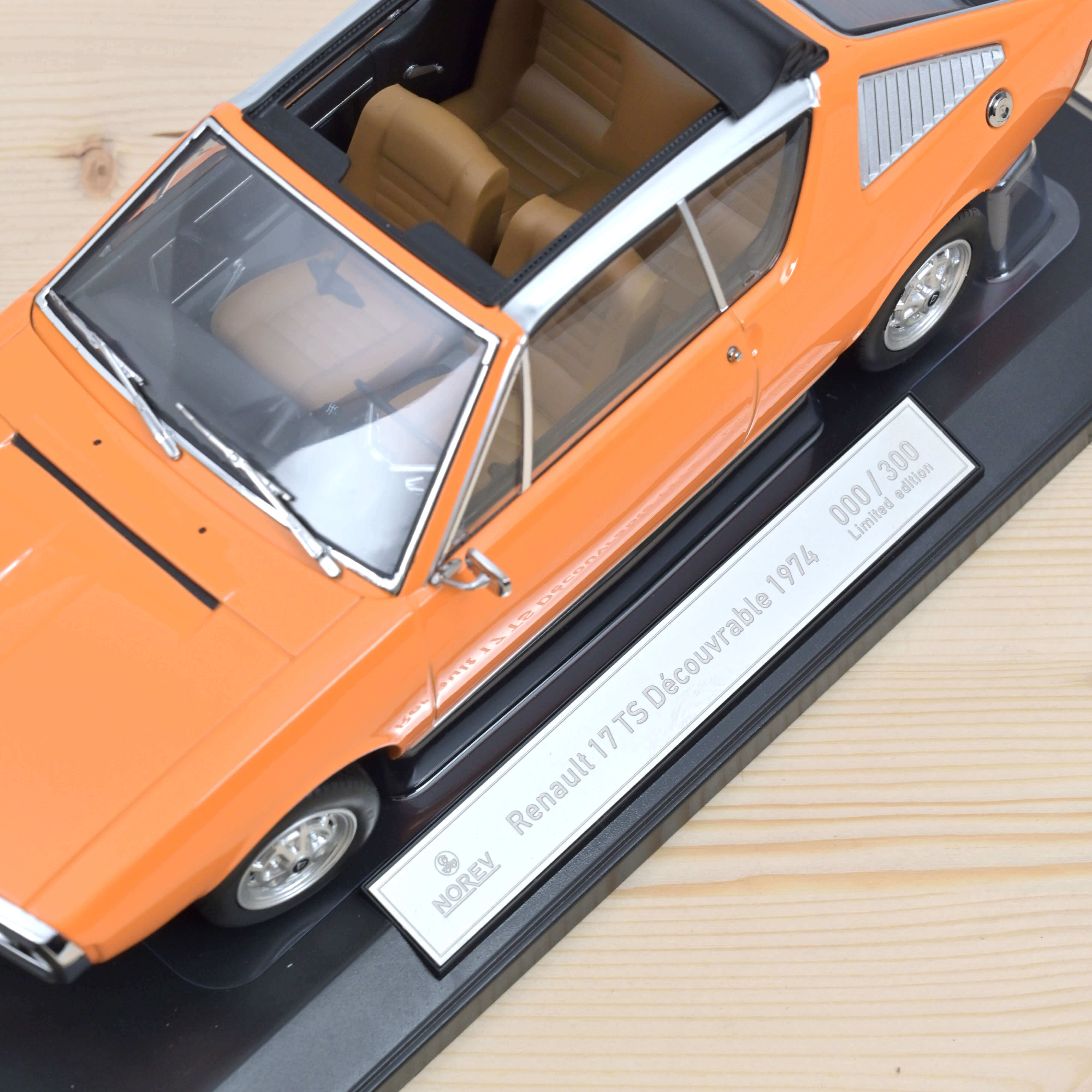 norev-renault-17-ts-d-couvrable-1974-modellino-auto-1-18-arancione-300-pz image 3