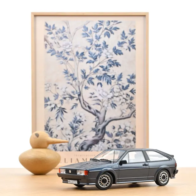 norev-vw-scirocco-scala-1987-bleu-helios-m-tallis-1-18-modellino-youngtimer image 1