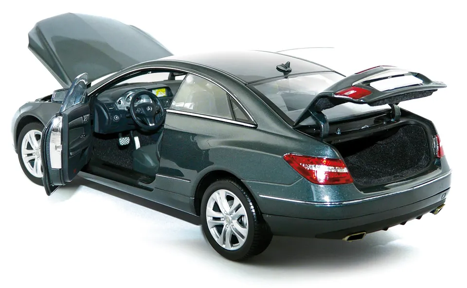 norev-mercedes-benz-classe-e-coup-2009-grigio-tenorite-modellino-auto-1-18 image 1