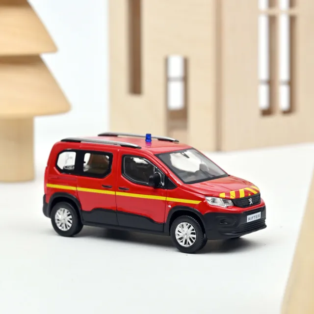 norev-peugeot-rifter-2019-modellino-auto-1-43-pompiers image 1