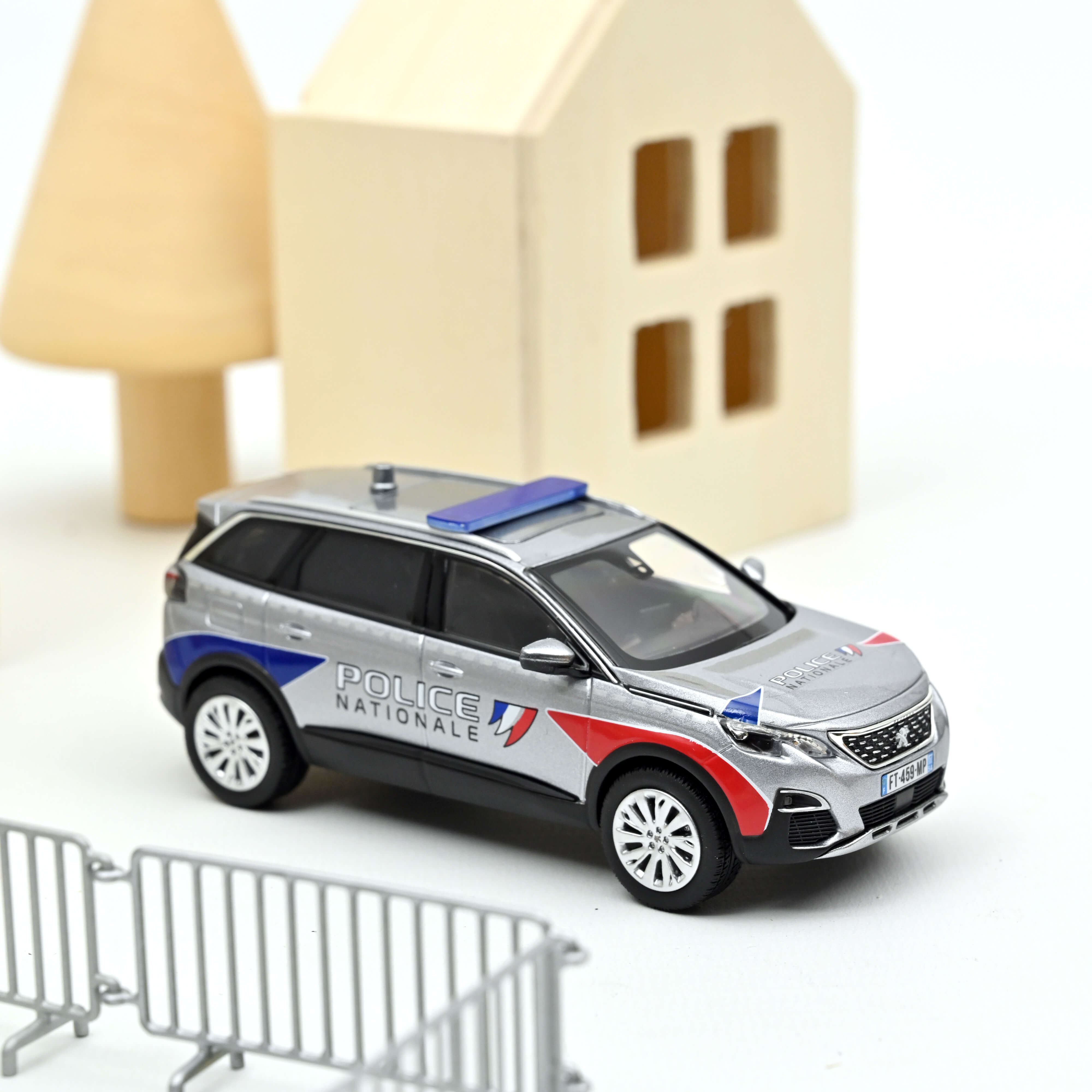 norev-peugeot-5008-2020-police-nationale-modellino-auto-1-43 image 1