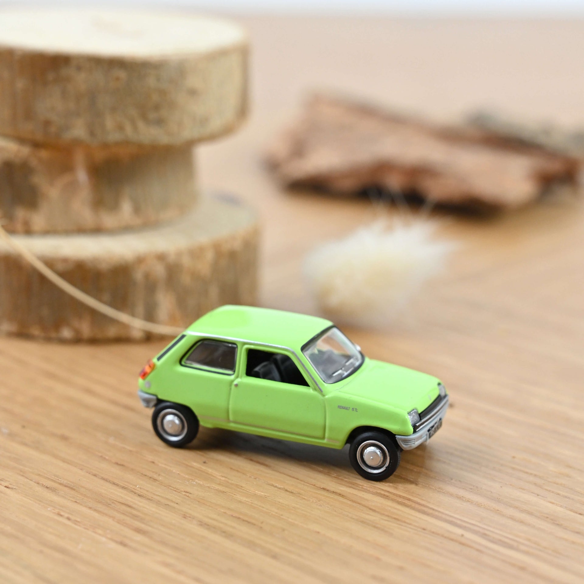 norev-renault-5-tl-1972-modellino-auto-1-87-verde-chiaro image 1