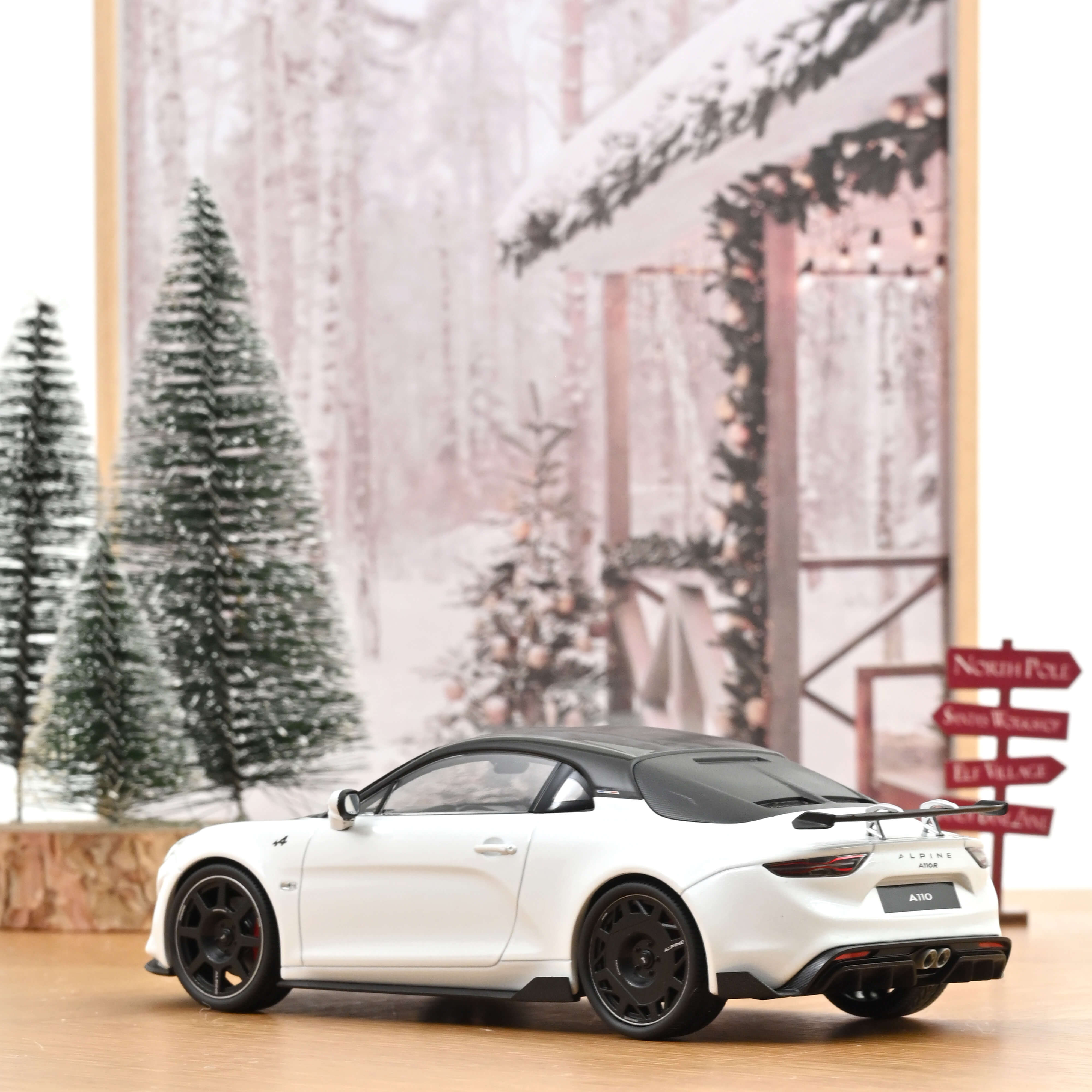 norev-alpine-a110-r-2024-modellino-auto-1-18-bianco-iridescente image 2