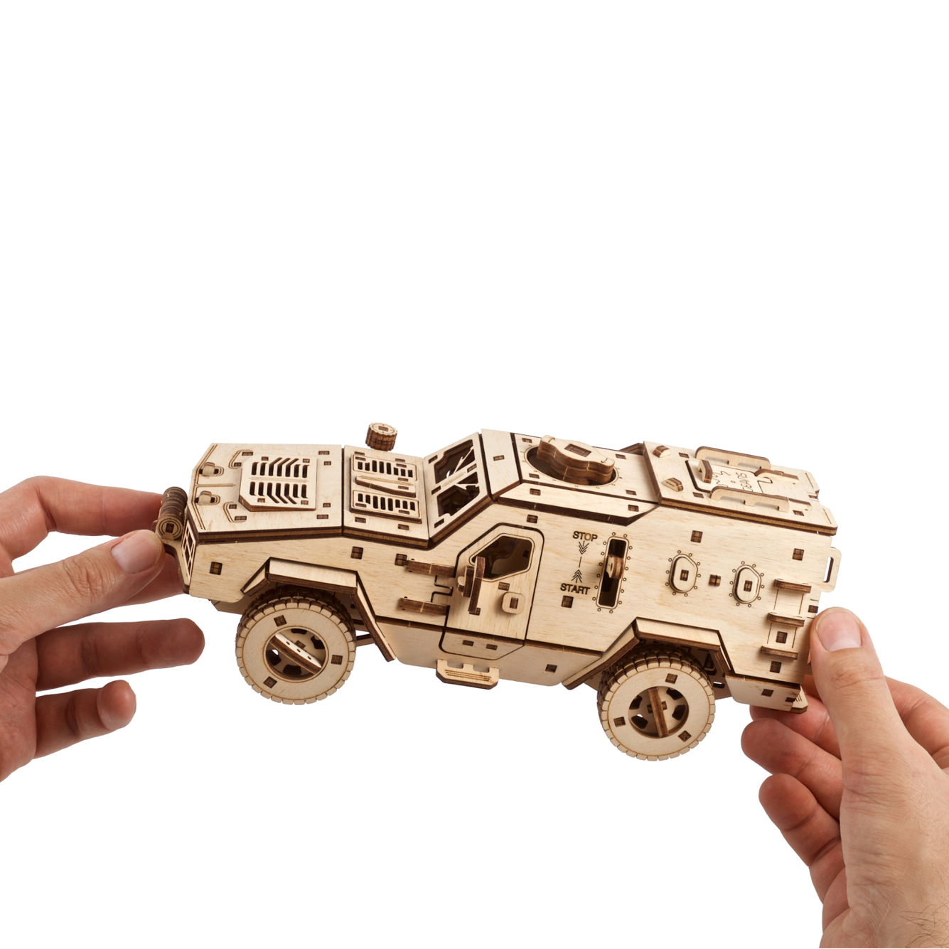 ugears-dozor-b-combat-vehicle-kit-meccanico-in-legno-assemblabile-veicolo-corazz image 6
