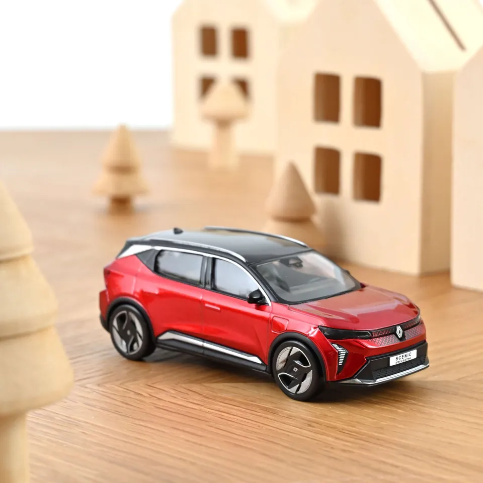 norev-renault-scenic-e-tech-100-electric-2024-1-43-rosso-flame-e-nero image 1