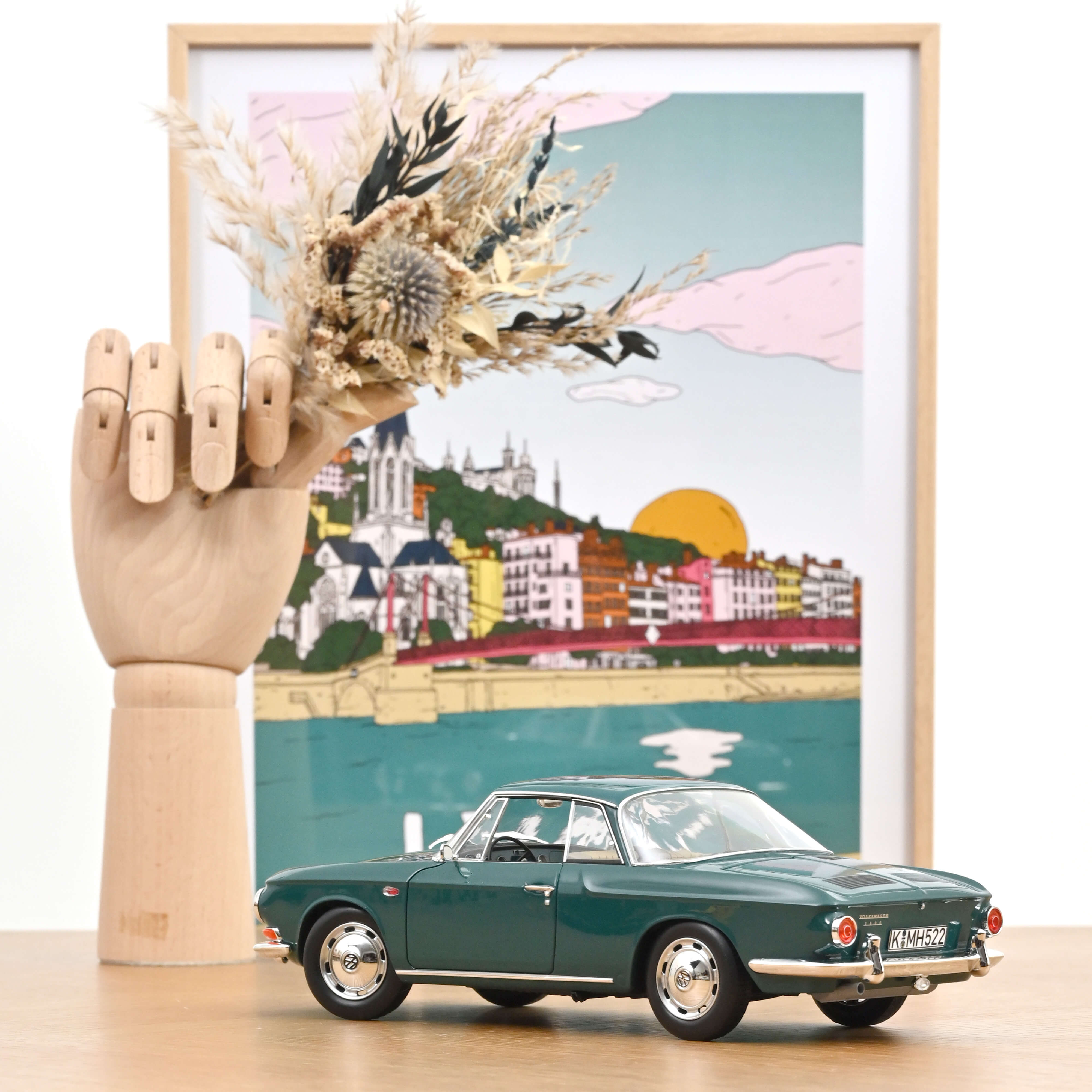 norev-vw-karmann-ghia-1500-1963-modellino-auto-1-18-verde-smeraldo image 3