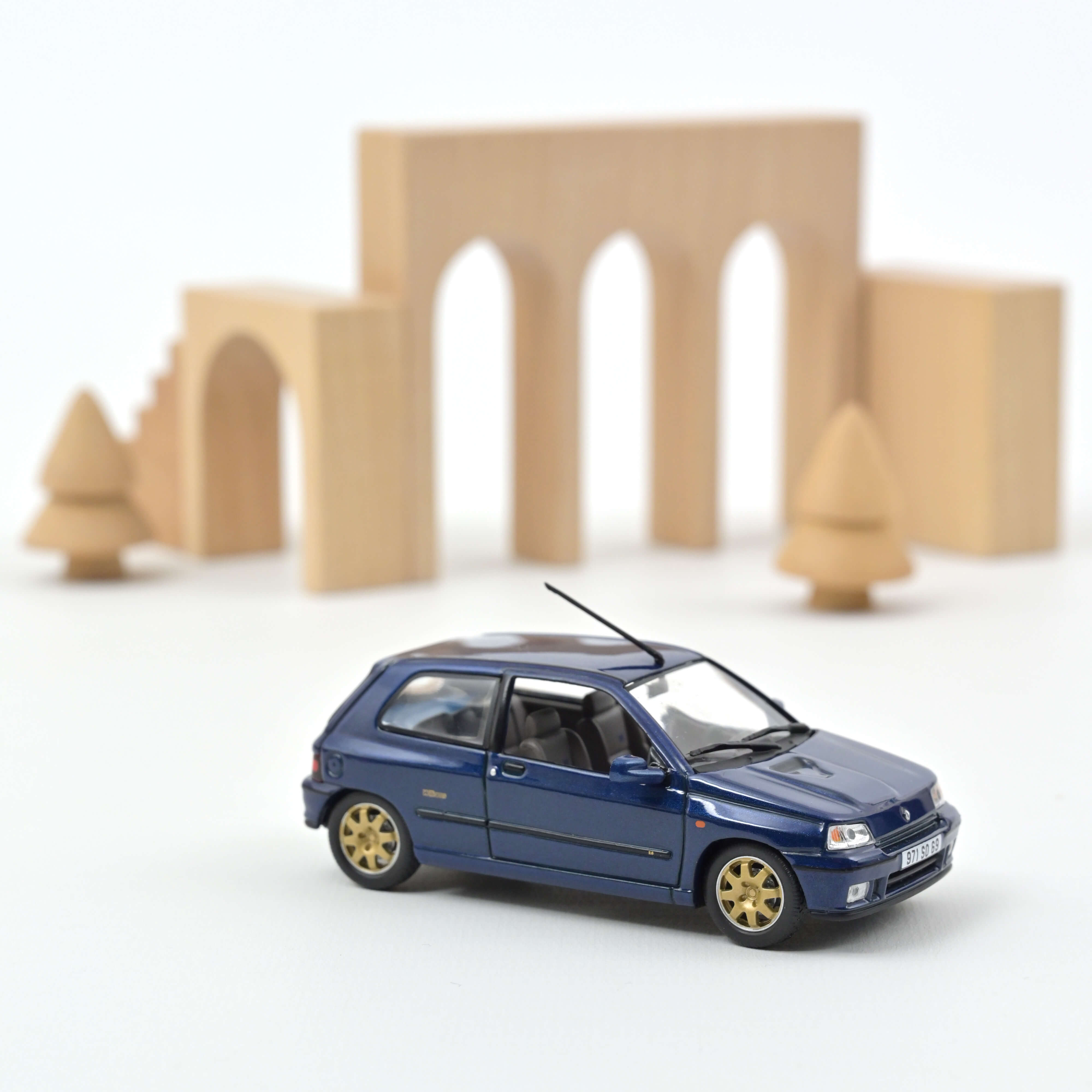 norev-renault-clio-williams-1996-blu-1-43-youngtimer image 1