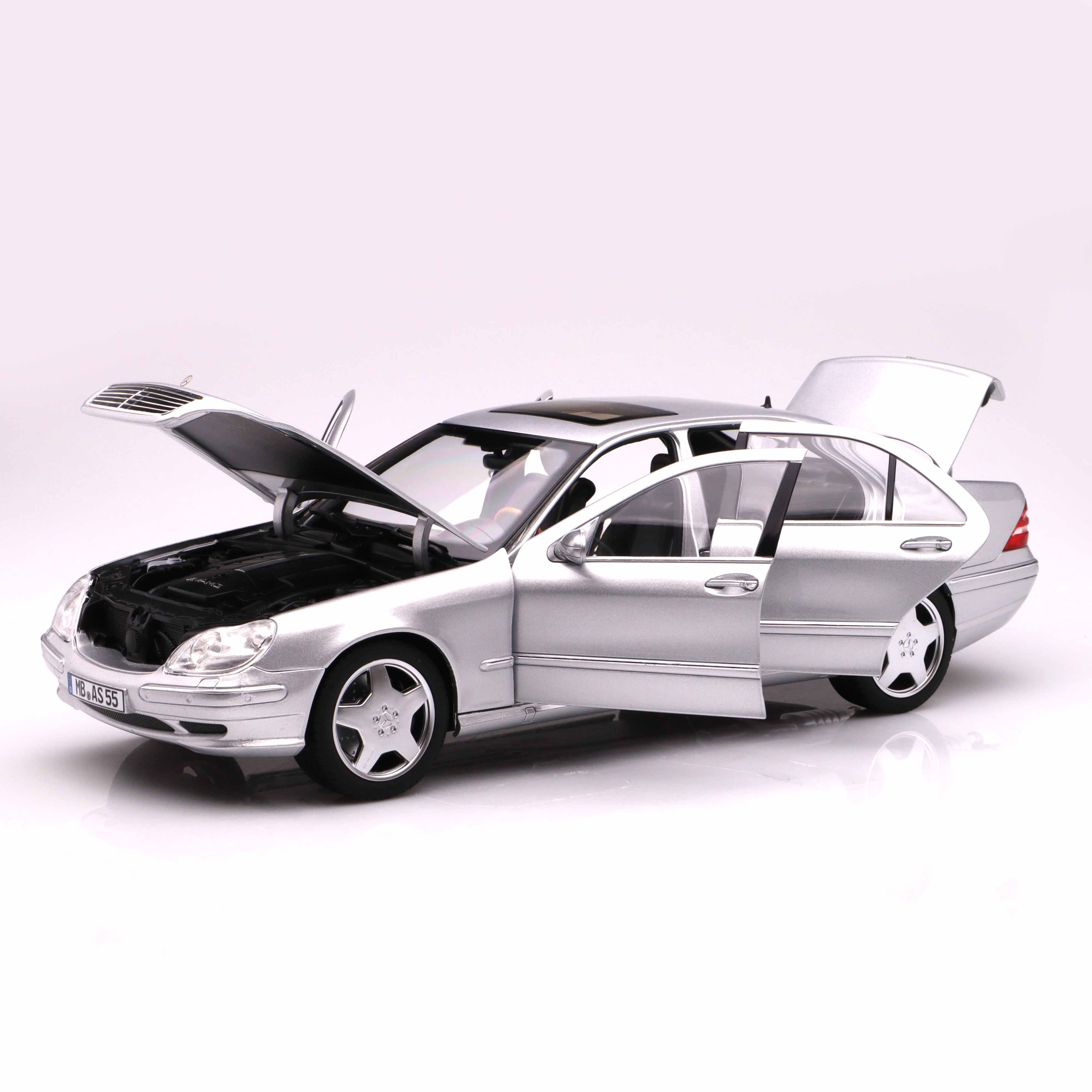 norev-mercedes-benz-s55-amg-2000-argento-modellino-1-18 image 2