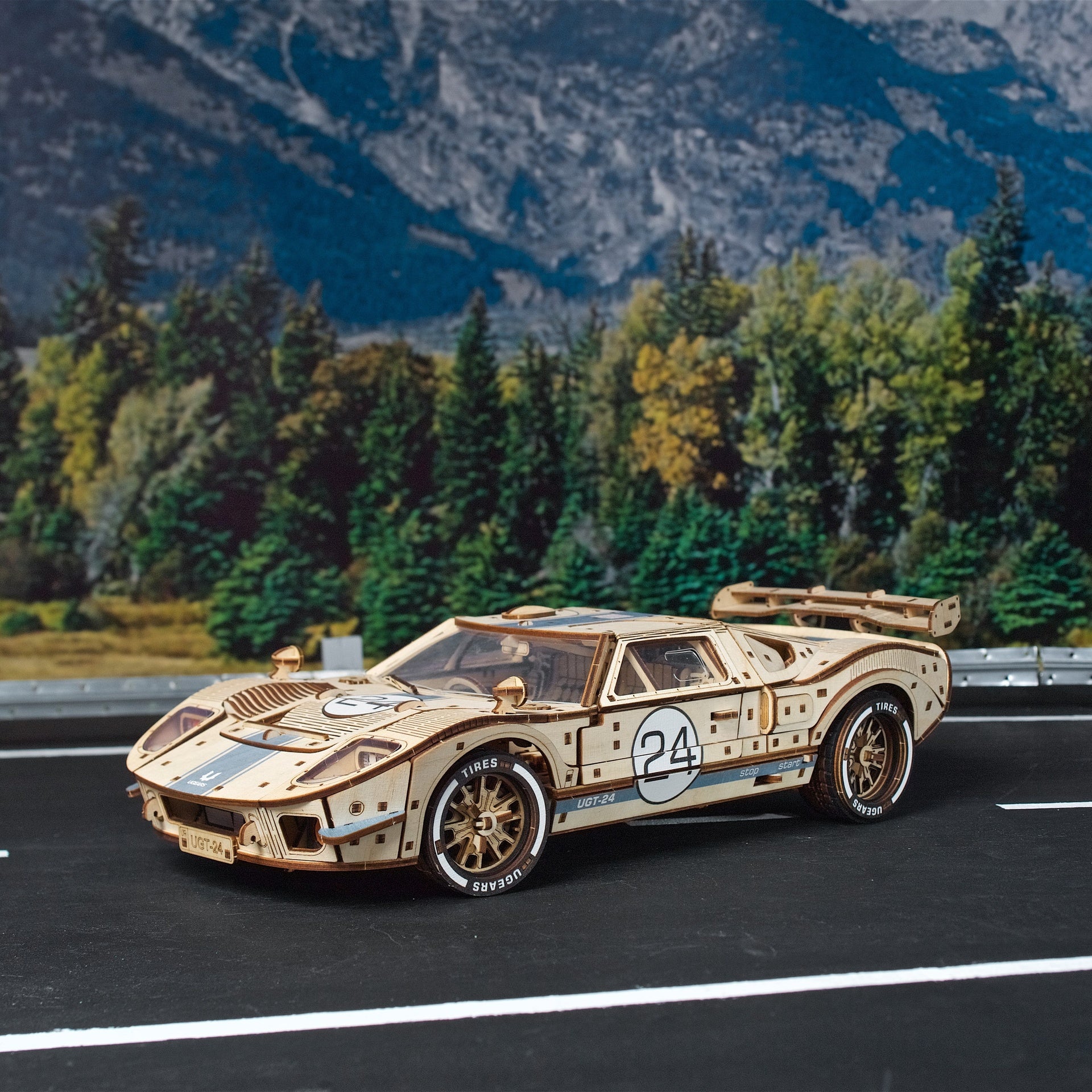 ugears-ugt-24-endurance-racer-auto-sportiva-1-12-da-costruire-in-legno image 8