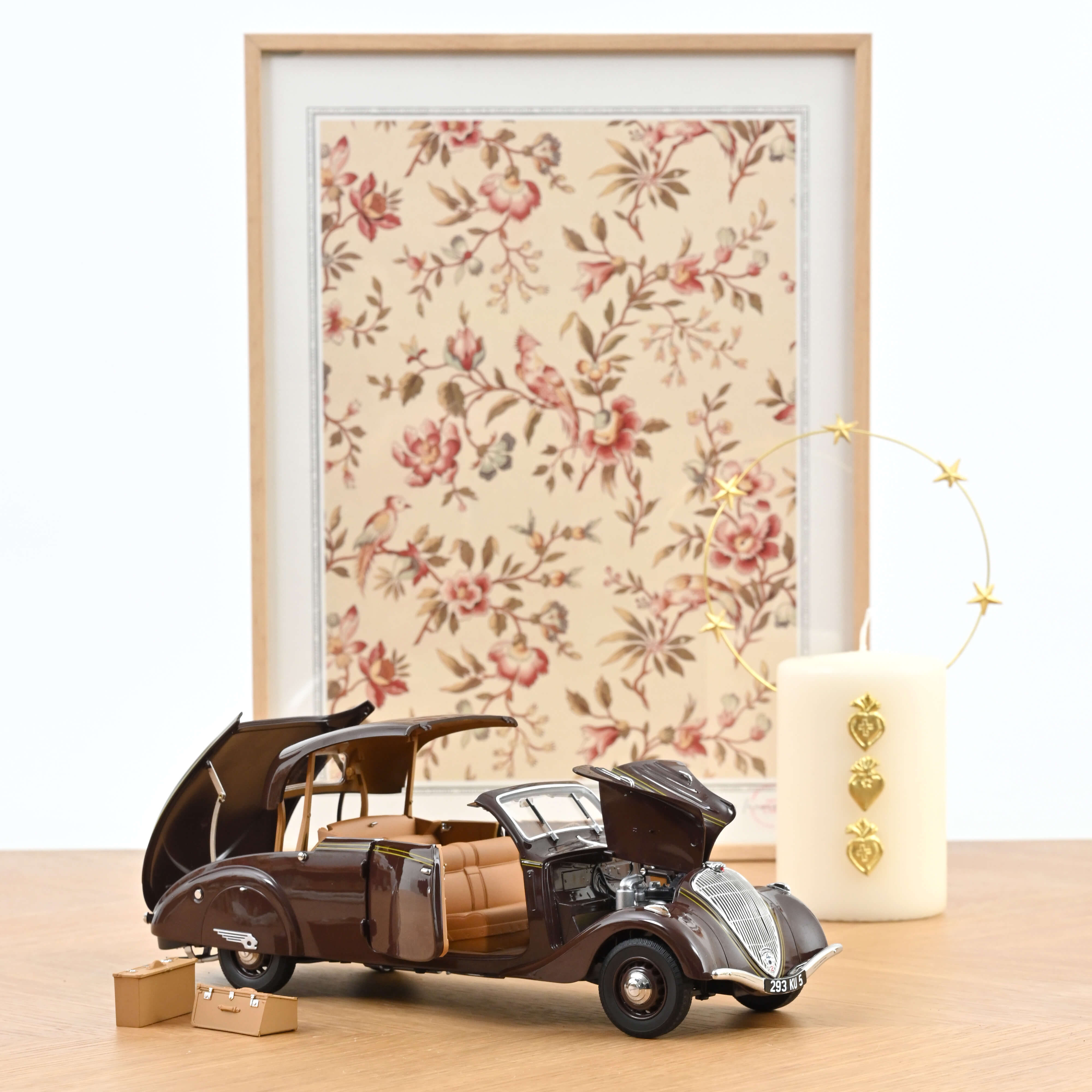 norev-peugeot-402-eclipse-1937-chocolat-cabrio-tetto-retrattile-1-18 image 5