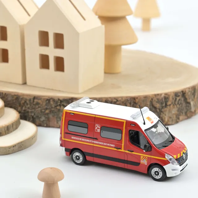 norev-renault-master-2014-pompiers-vsav-modellino-mezzo-soccorso-1-43 image 1