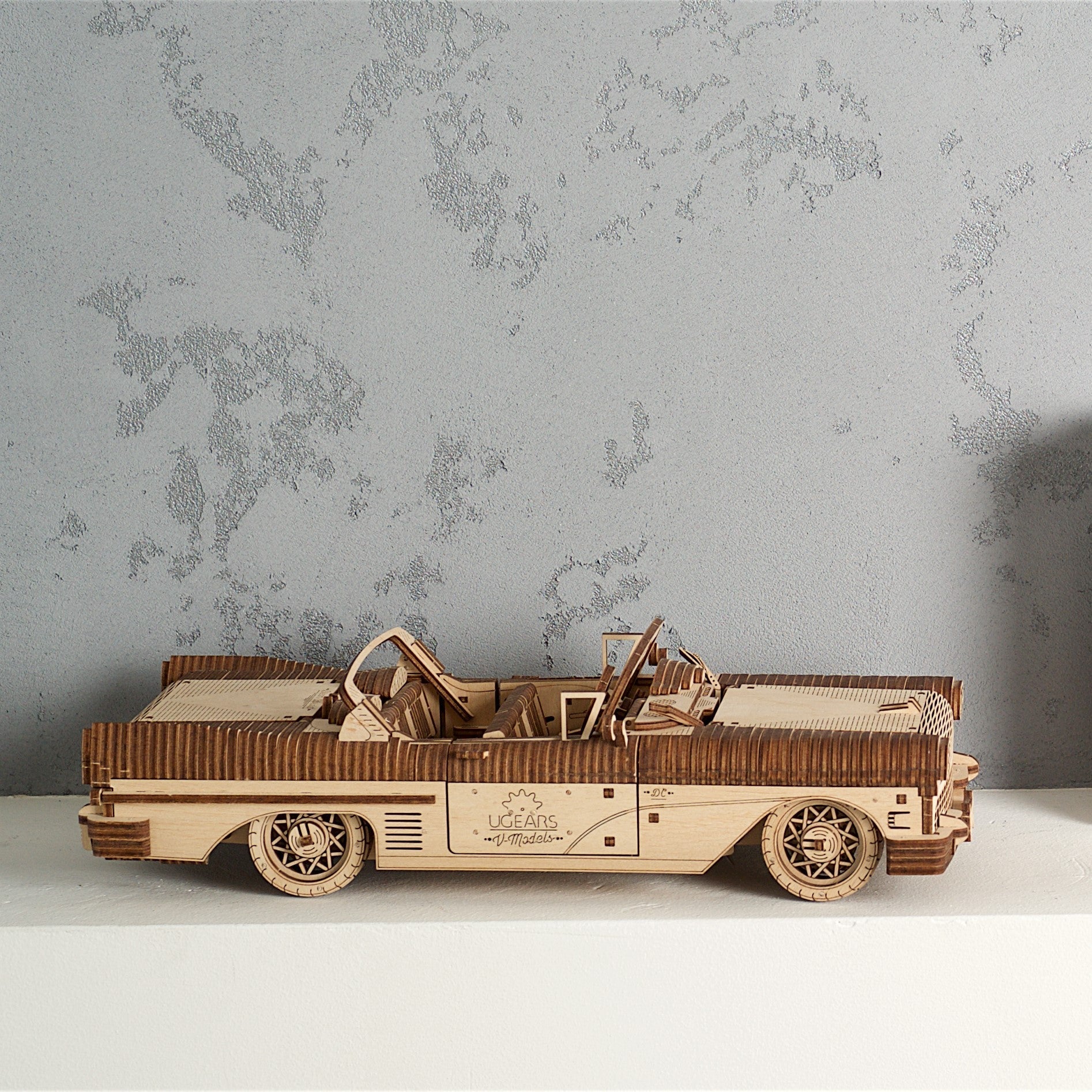 ugears-dream-cabriolet-vm-05-modello-meccanico-3d-in-legno image 8