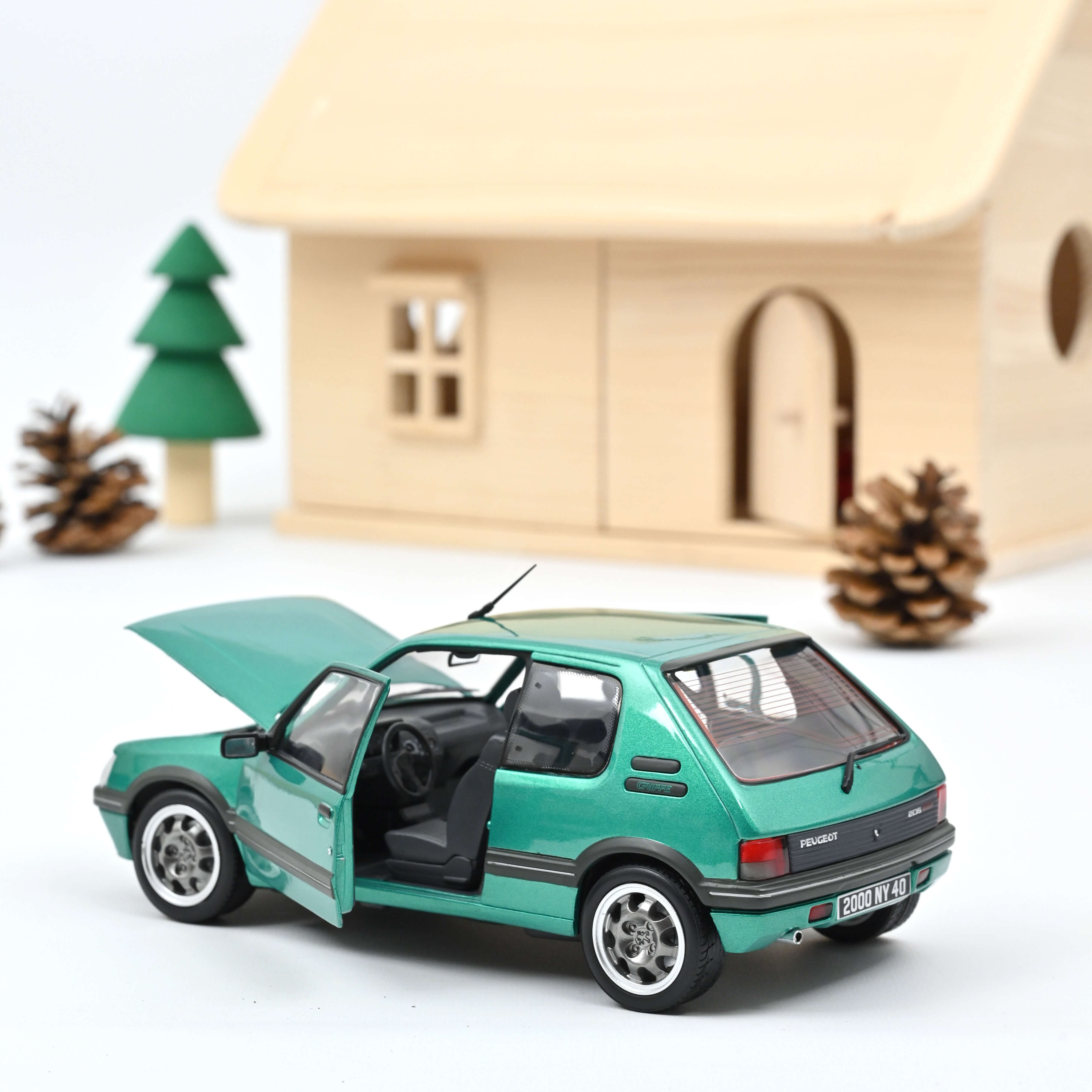 norev-peugeot-205-gti-griffe-1990-verde-modellino-auto-1-18 image 2