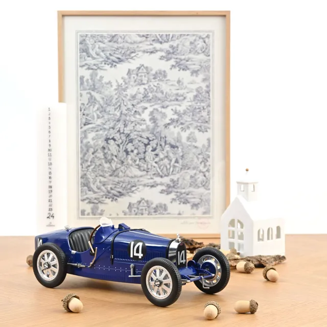 norev-bugatti-t35-1925-modellino-auto-1-12-blu-scuro image 1